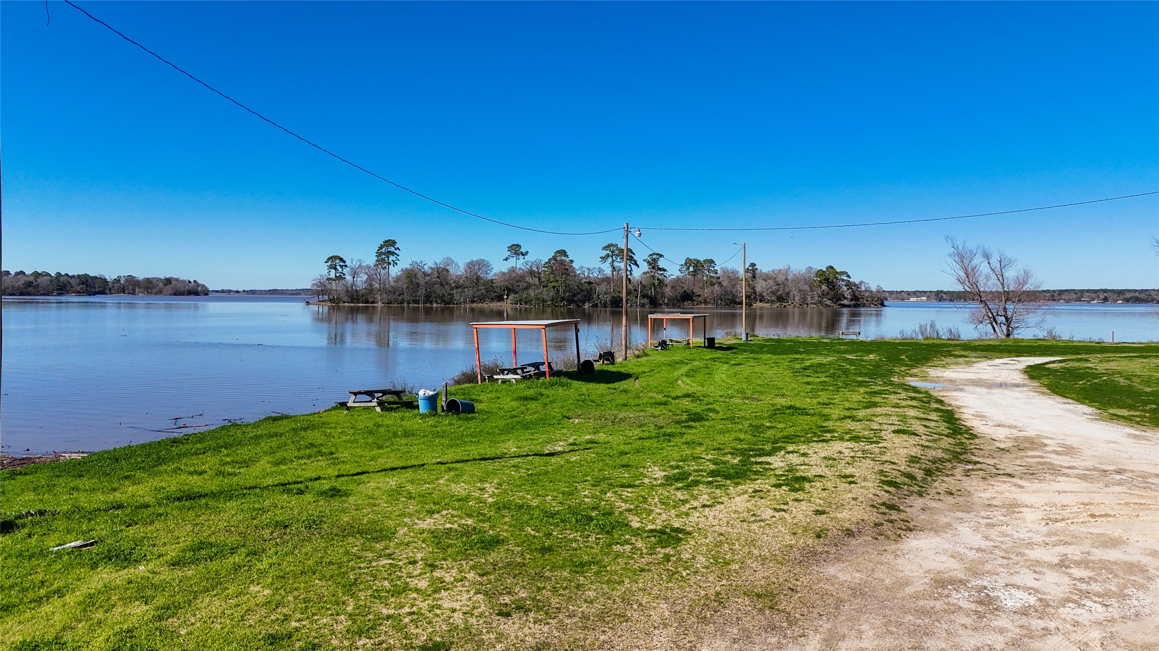 224 Steinback Property Photo 8