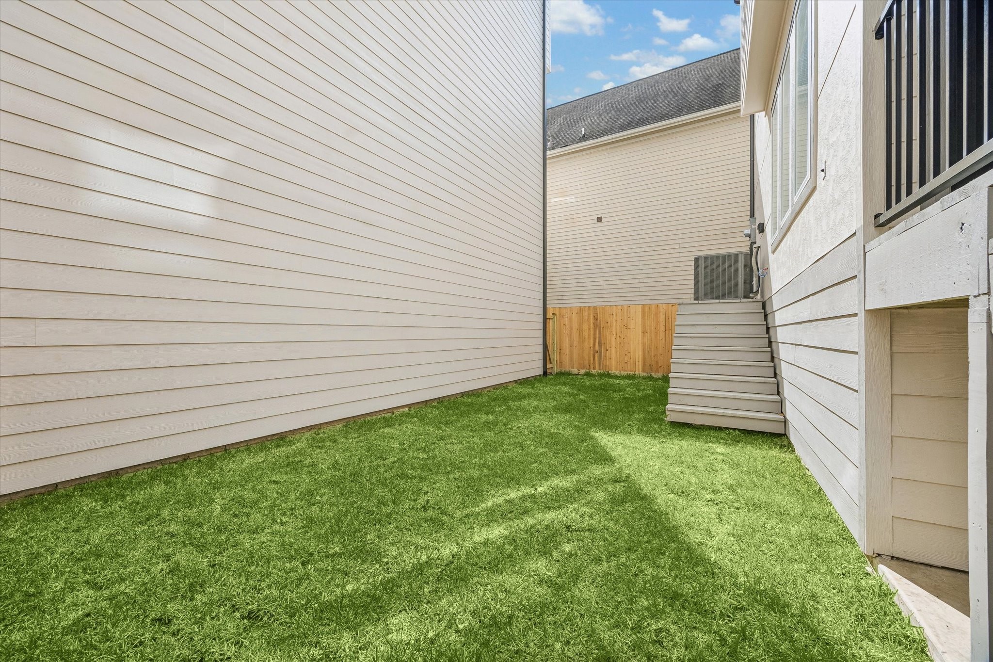1405 W 21st St B Property Photo 35