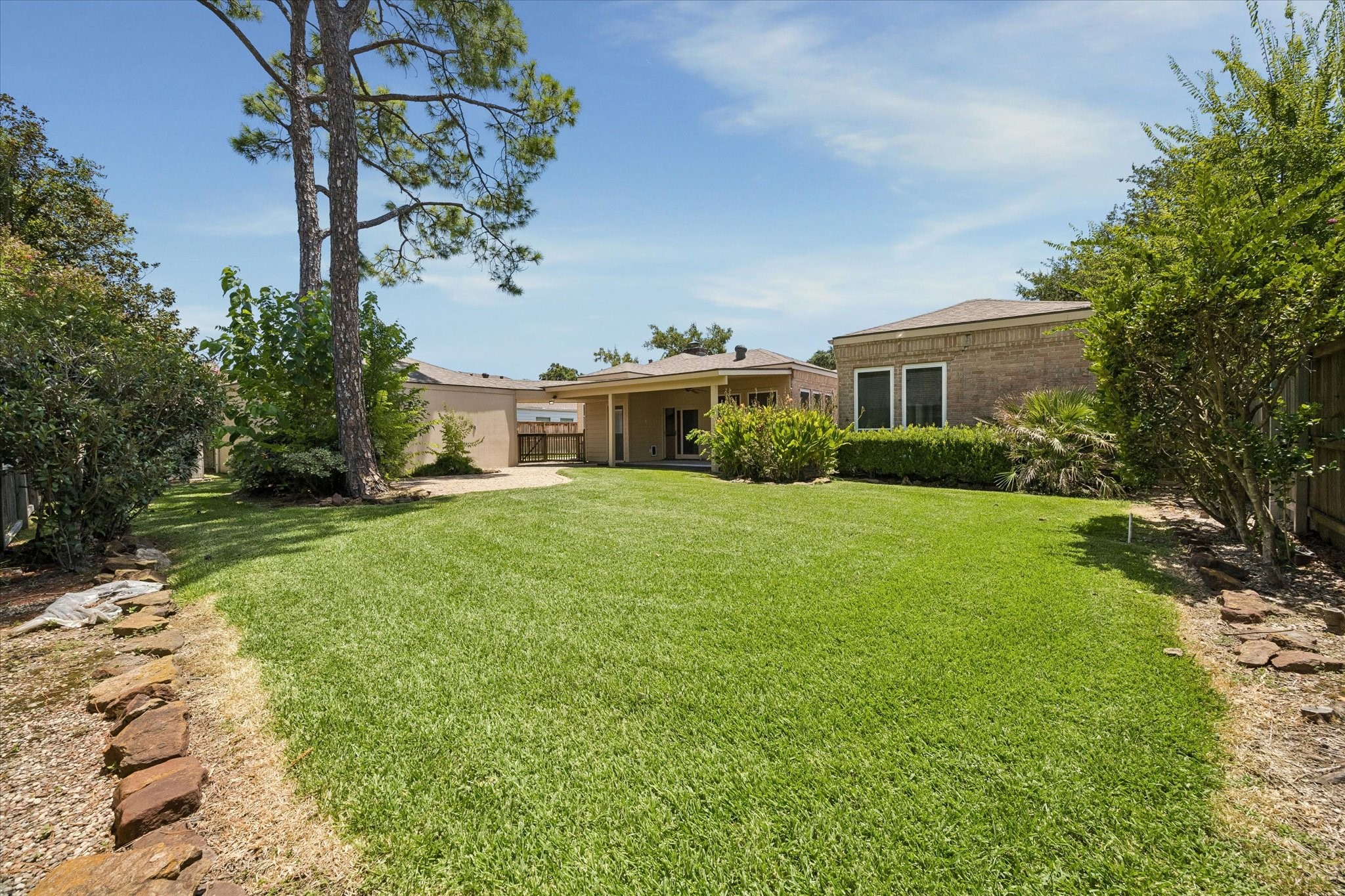 11426 Lakeside Place Dr Property Photo 28