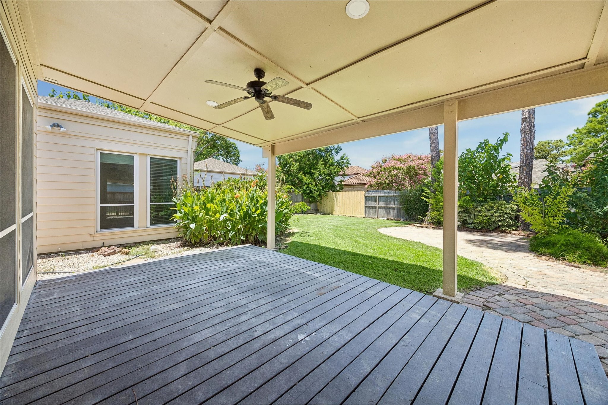 11426 Lakeside Place Dr Property Photo 29