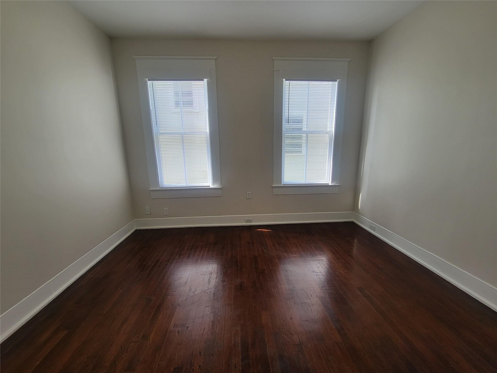 2221 35th Street Property Photo 8