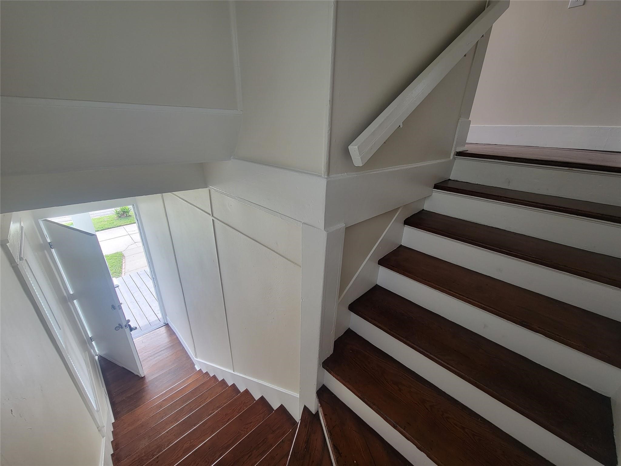 2221 35th Street Property Photo 12