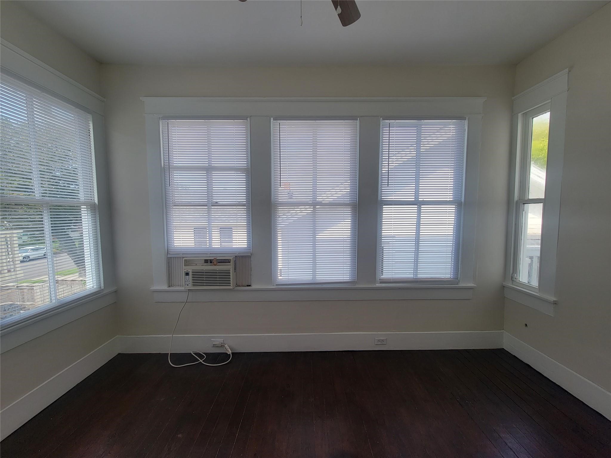 2221 35th Street Property Photo 18