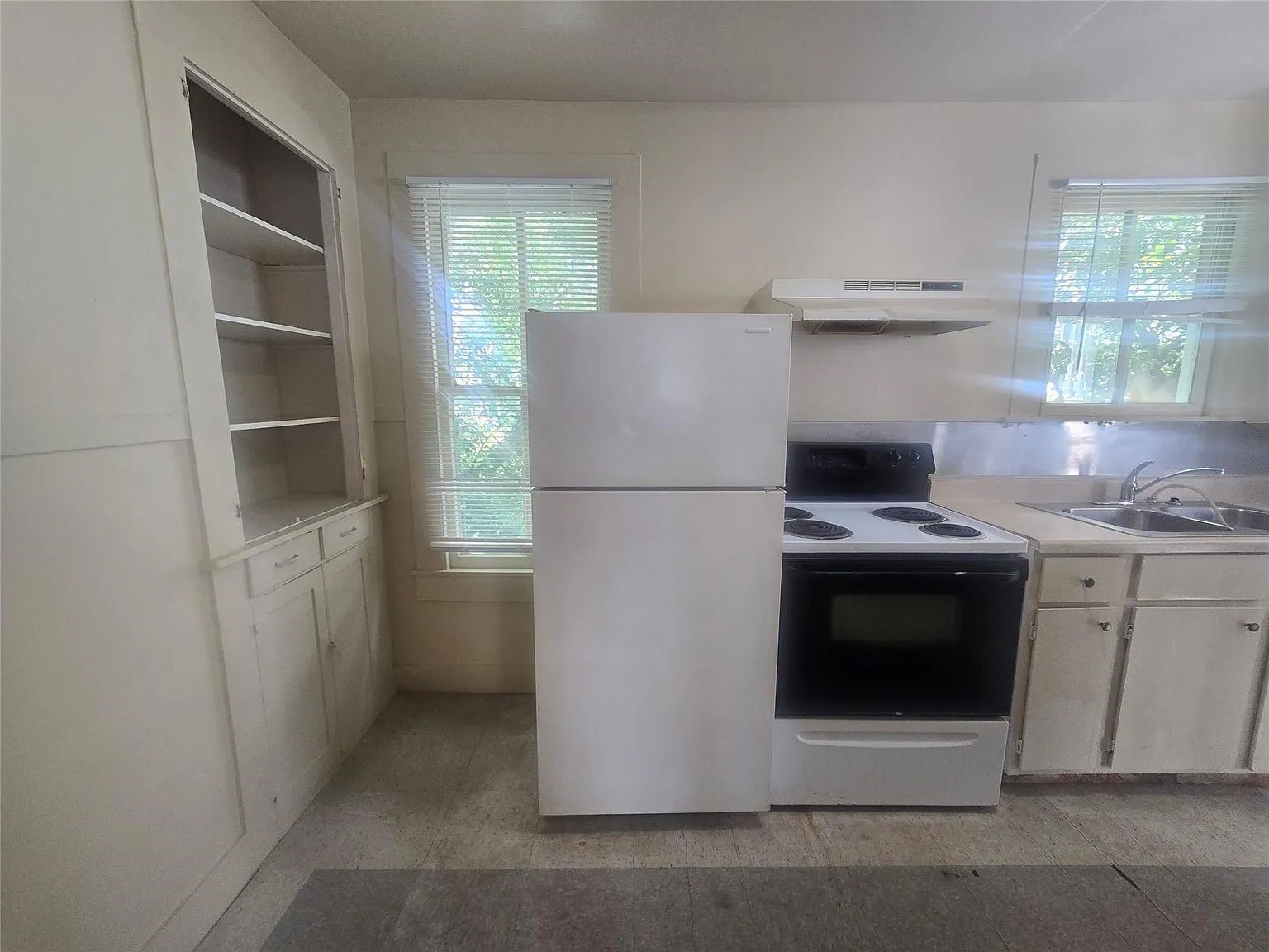 2221 35th Street Property Photo 29
