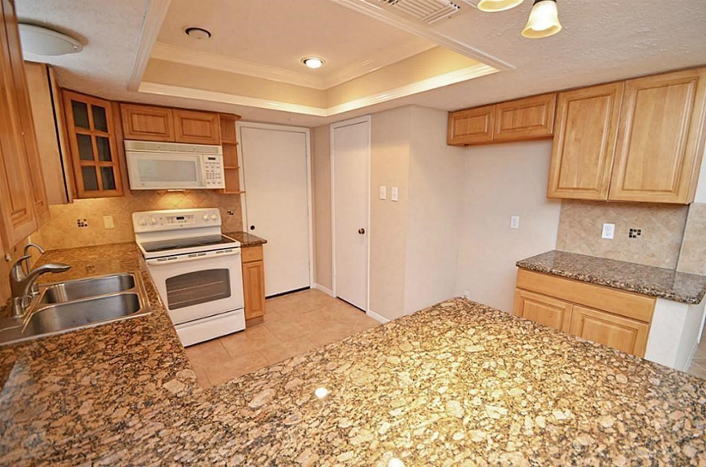 3130 Frontier Drive Property Photo 5