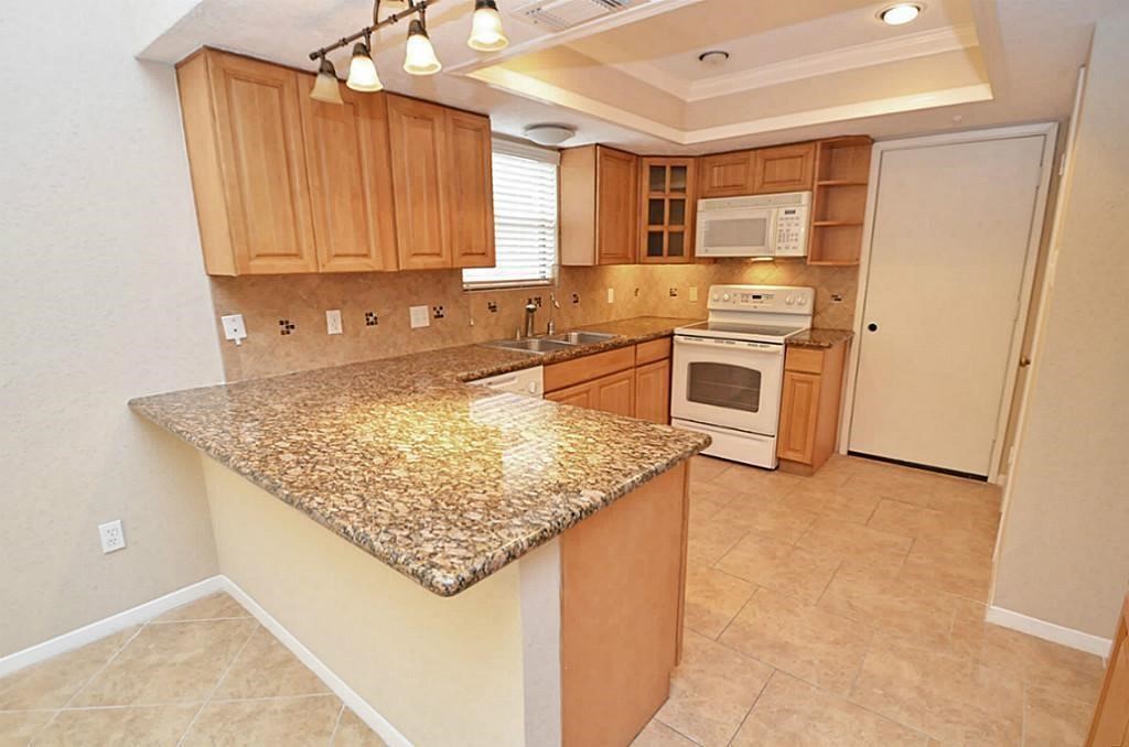 3130 Frontier Drive Property Photo 6