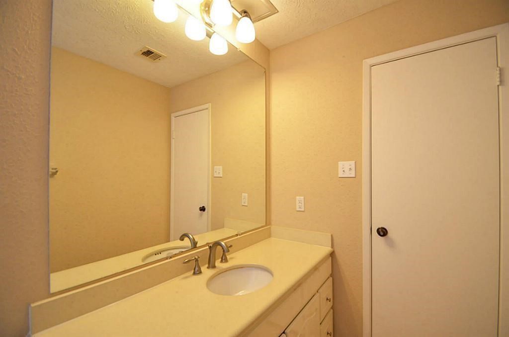 3130 Frontier Drive Property Photo 21
