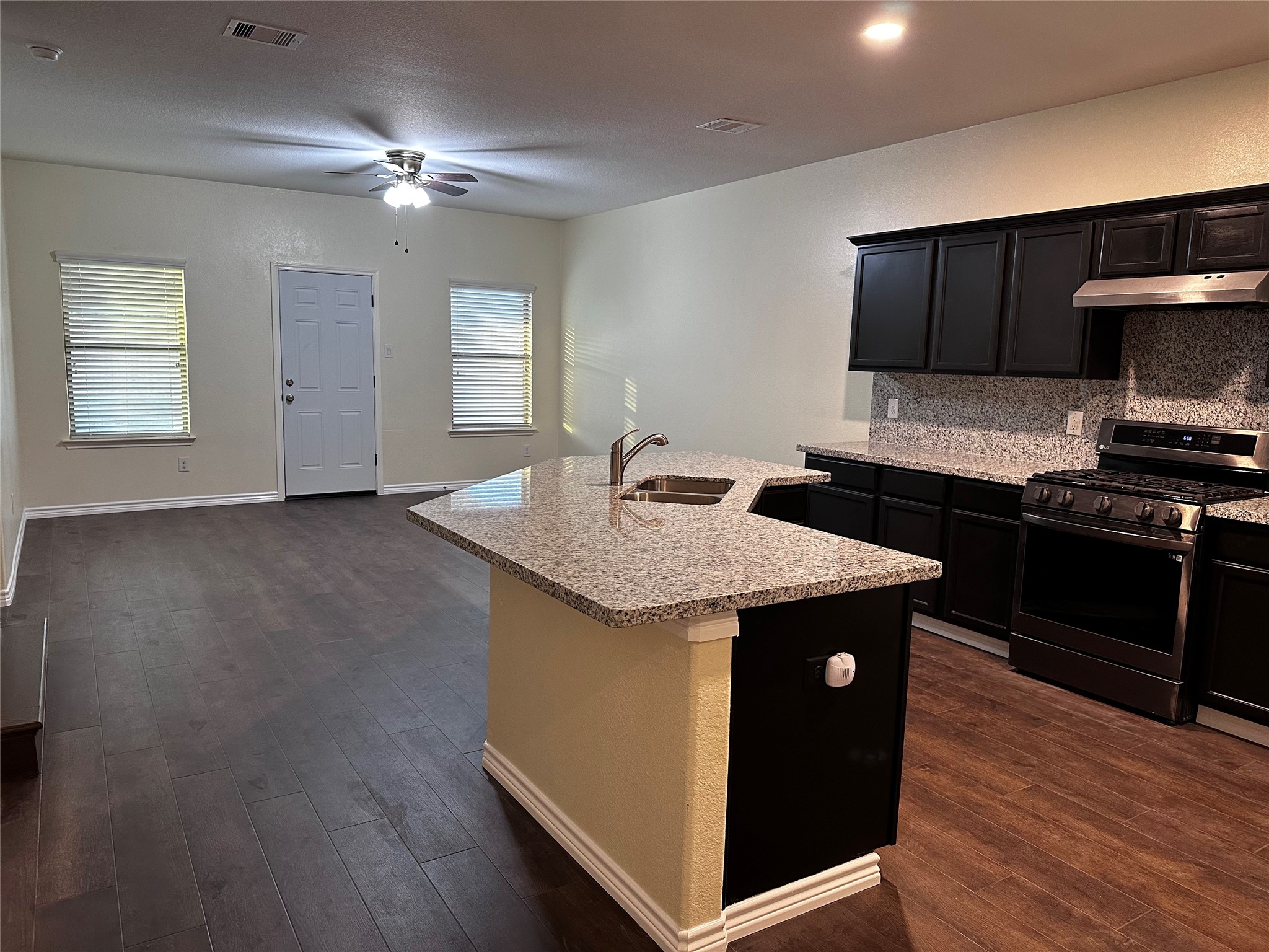 15611 Mountain Mist Trail Property Photo 3