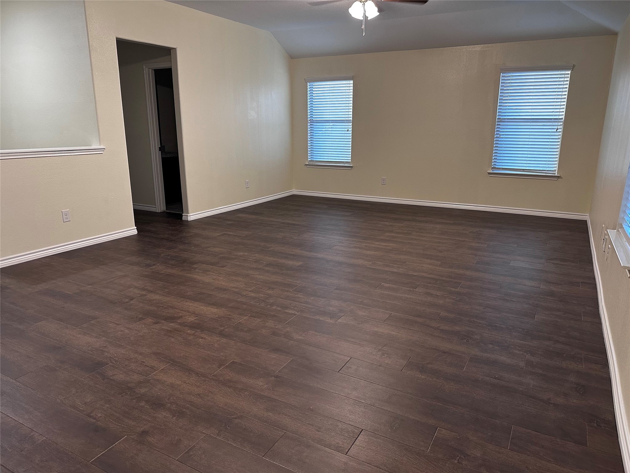 15611 Mountain Mist Trail Property Photo 8