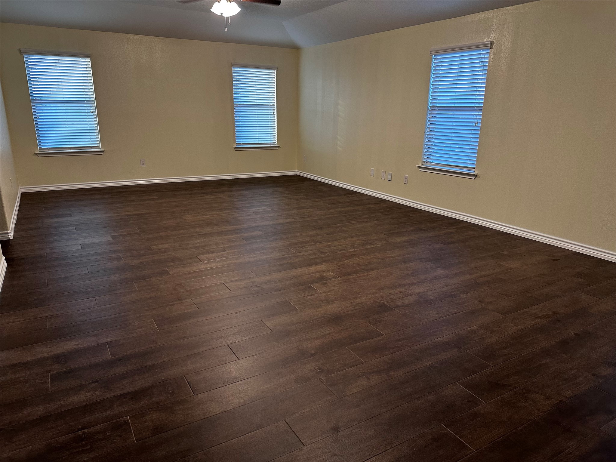 15611 Mountain Mist Trail Property Photo 9