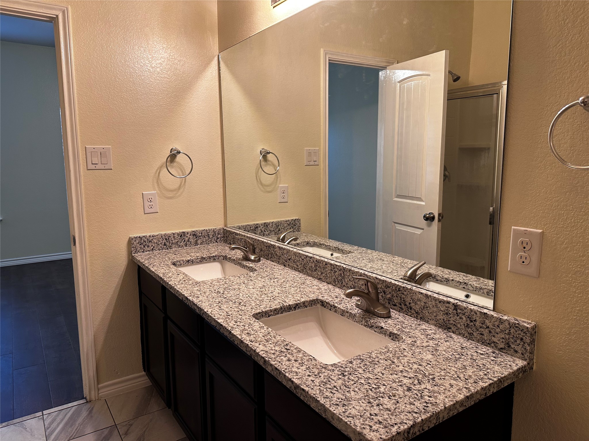 15611 Mountain Mist Trail Property Photo 12