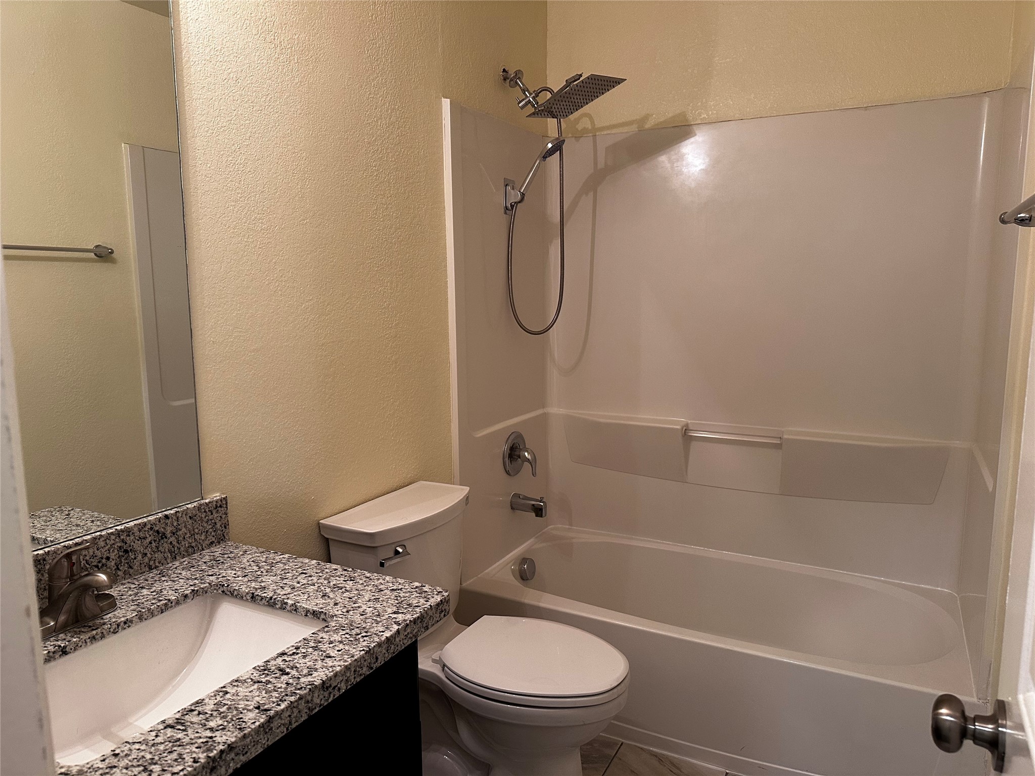 15611 Mountain Mist Trail Property Photo 17