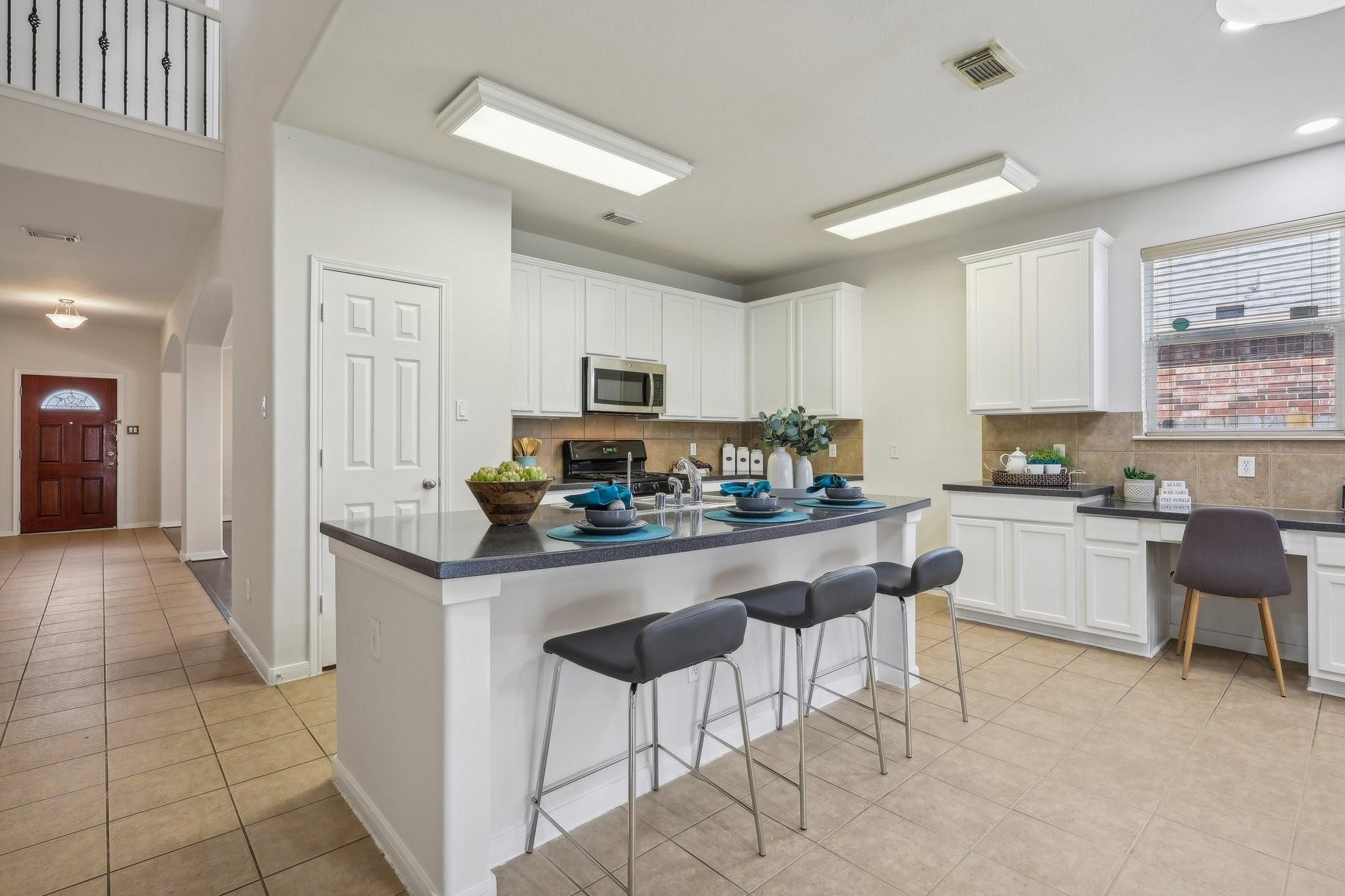 6331 Virginia Fields Drive Property Photo 11