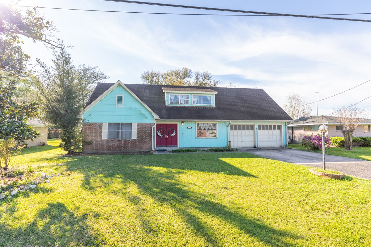 1035 Palermo Drive Property Photo 1