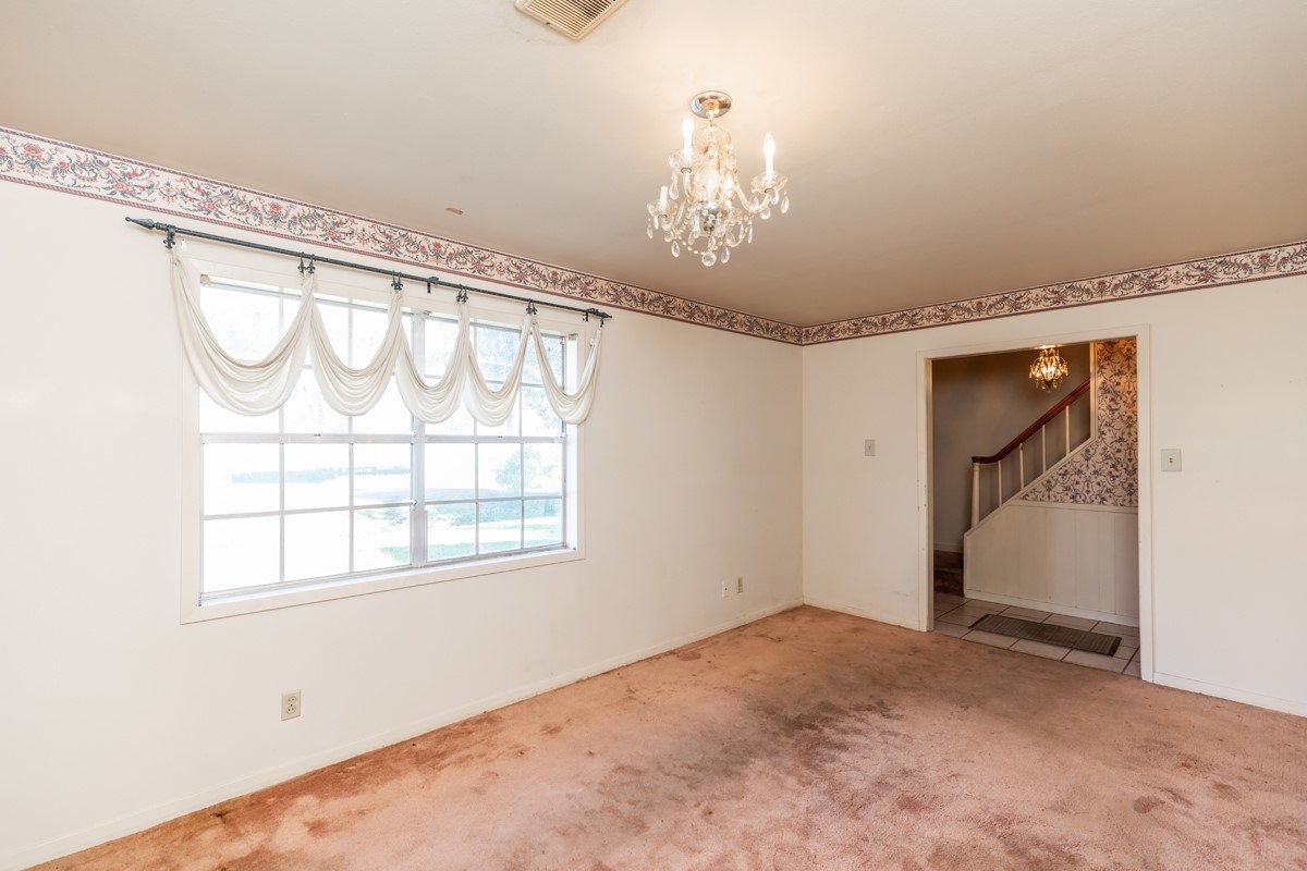 1035 Palermo Drive Property Photo 4