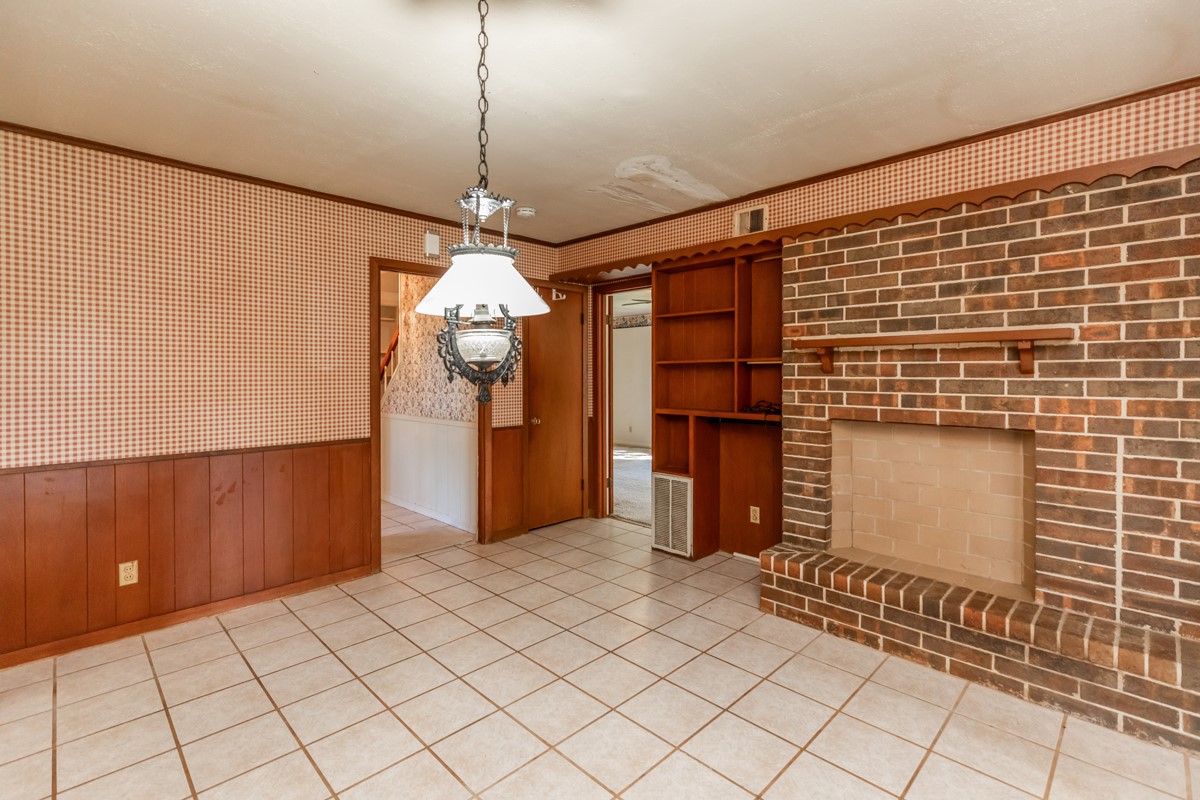 1035 Palermo Drive Property Photo 13