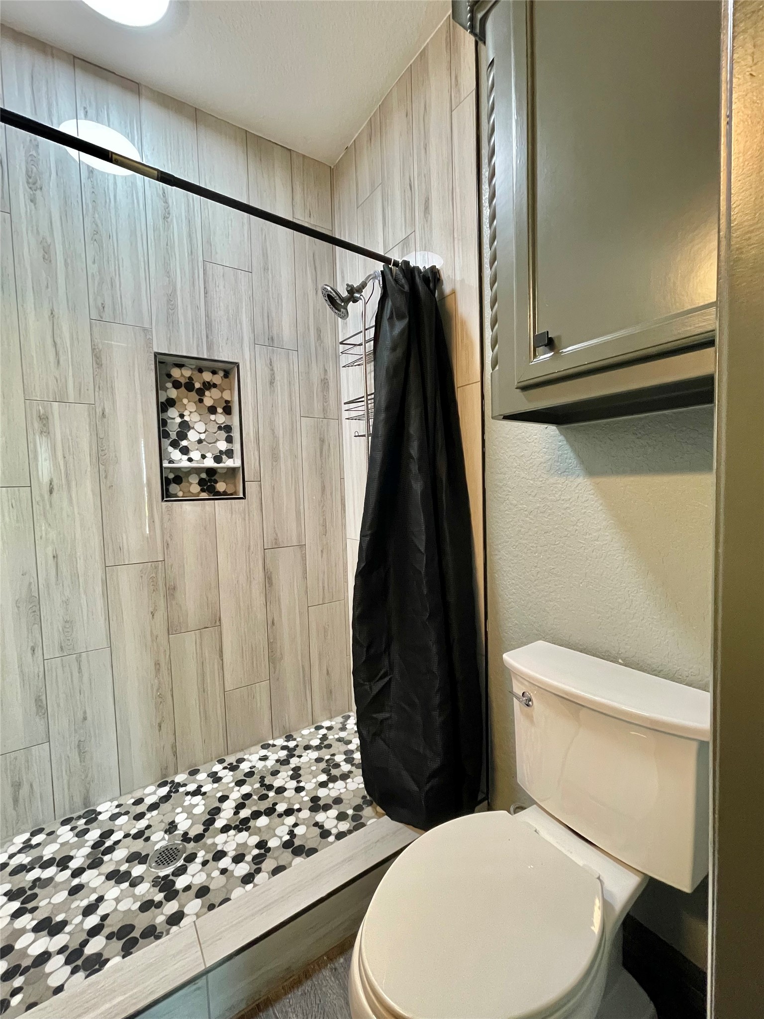 517 S Avenue G Property Photo 13