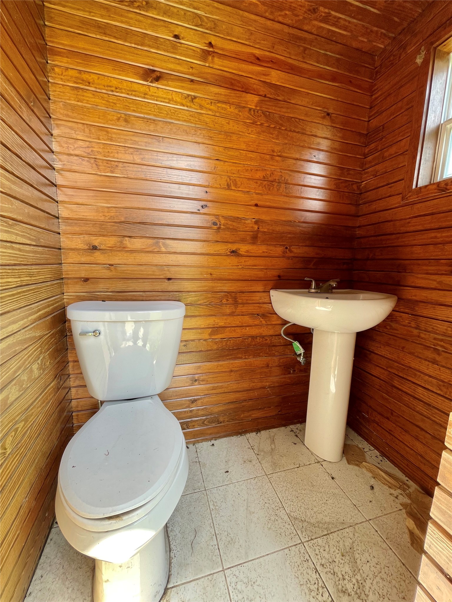 517 S Avenue G Property Photo 29