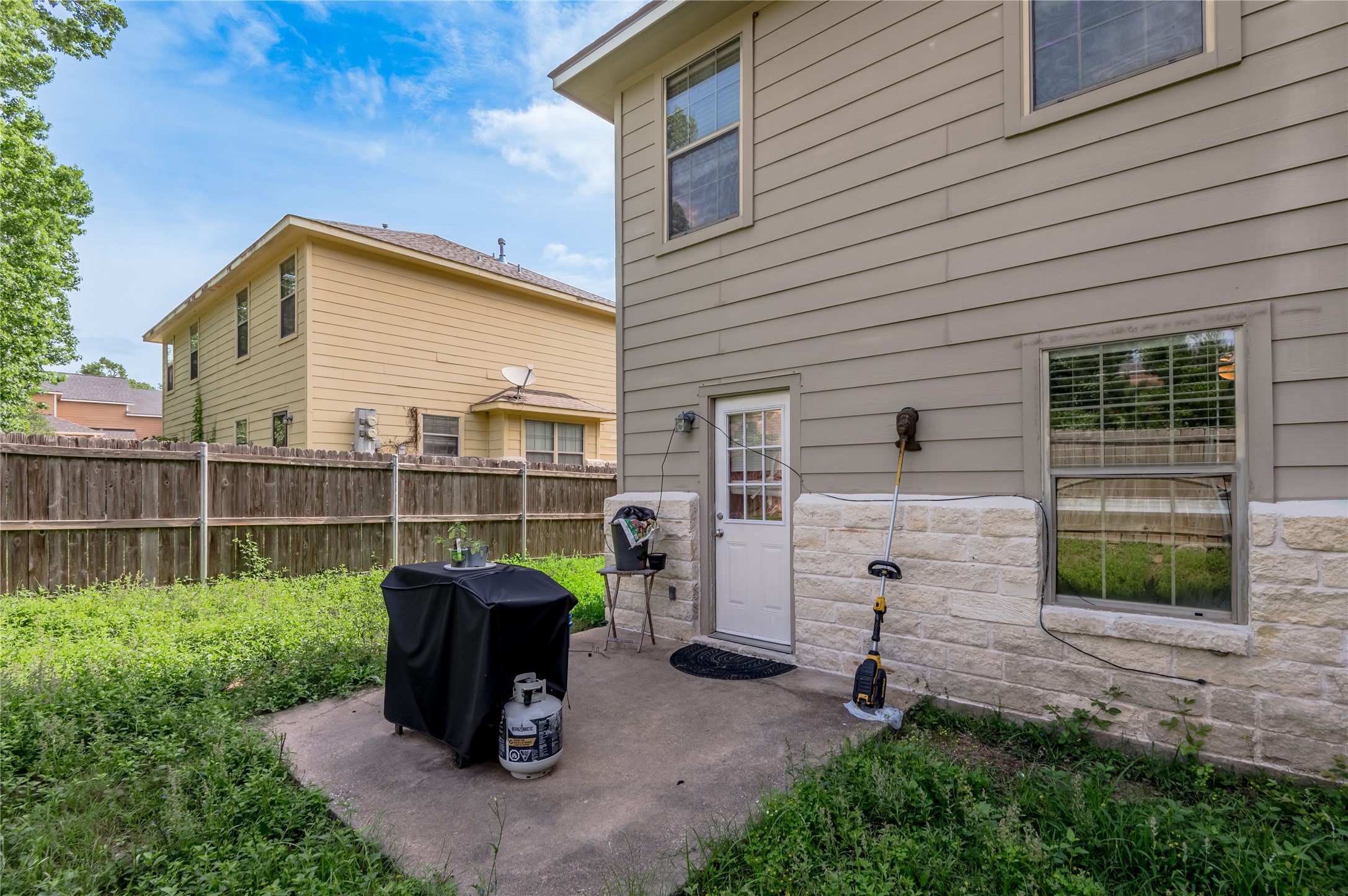 104/106 Yegua Circle Property Photo 24