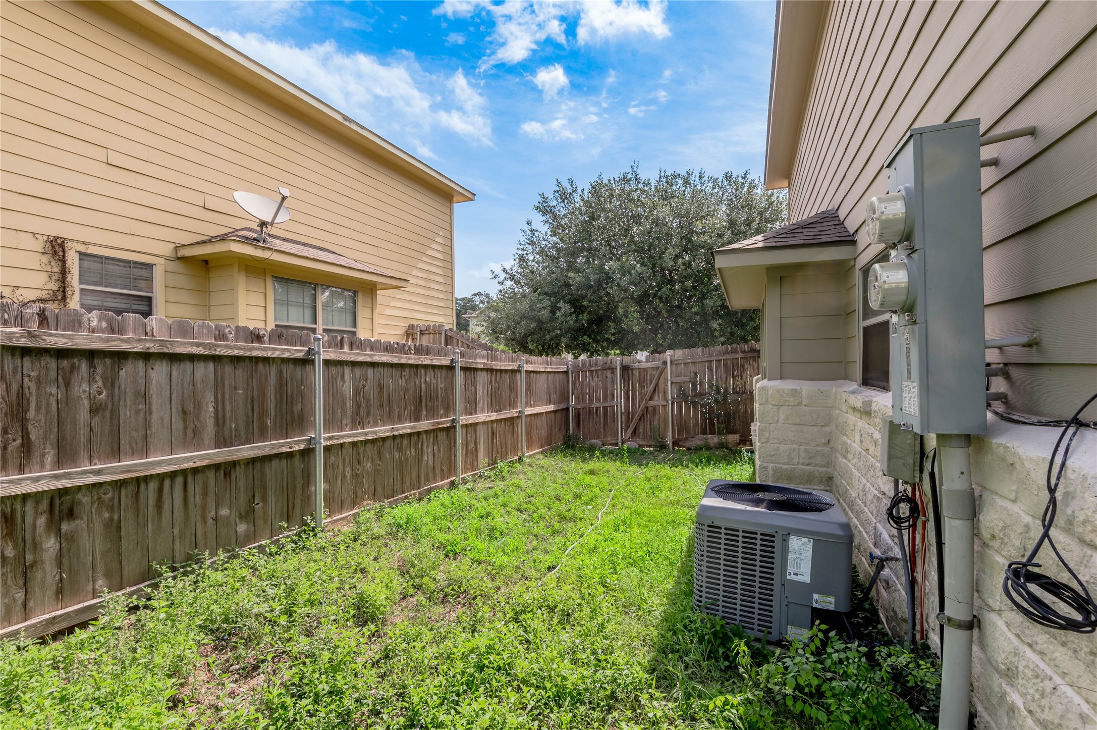104/106 Yegua Circle Property Photo 25