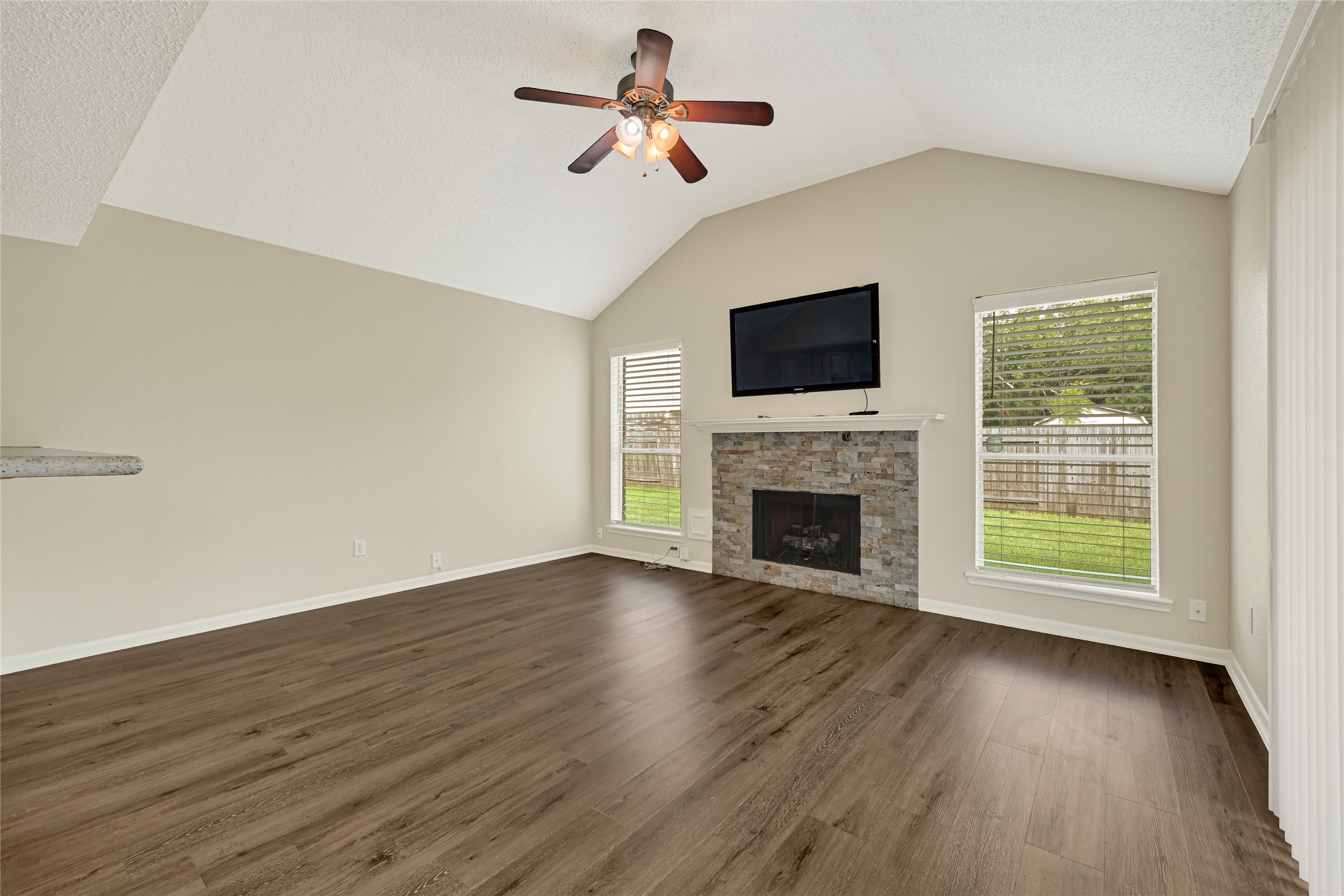 4010 Spring Garden Drive Property Photo 11