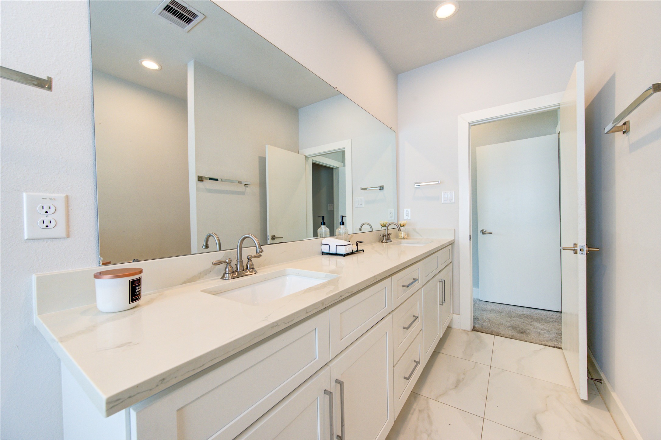 847 Rachel St G Property Photo 34