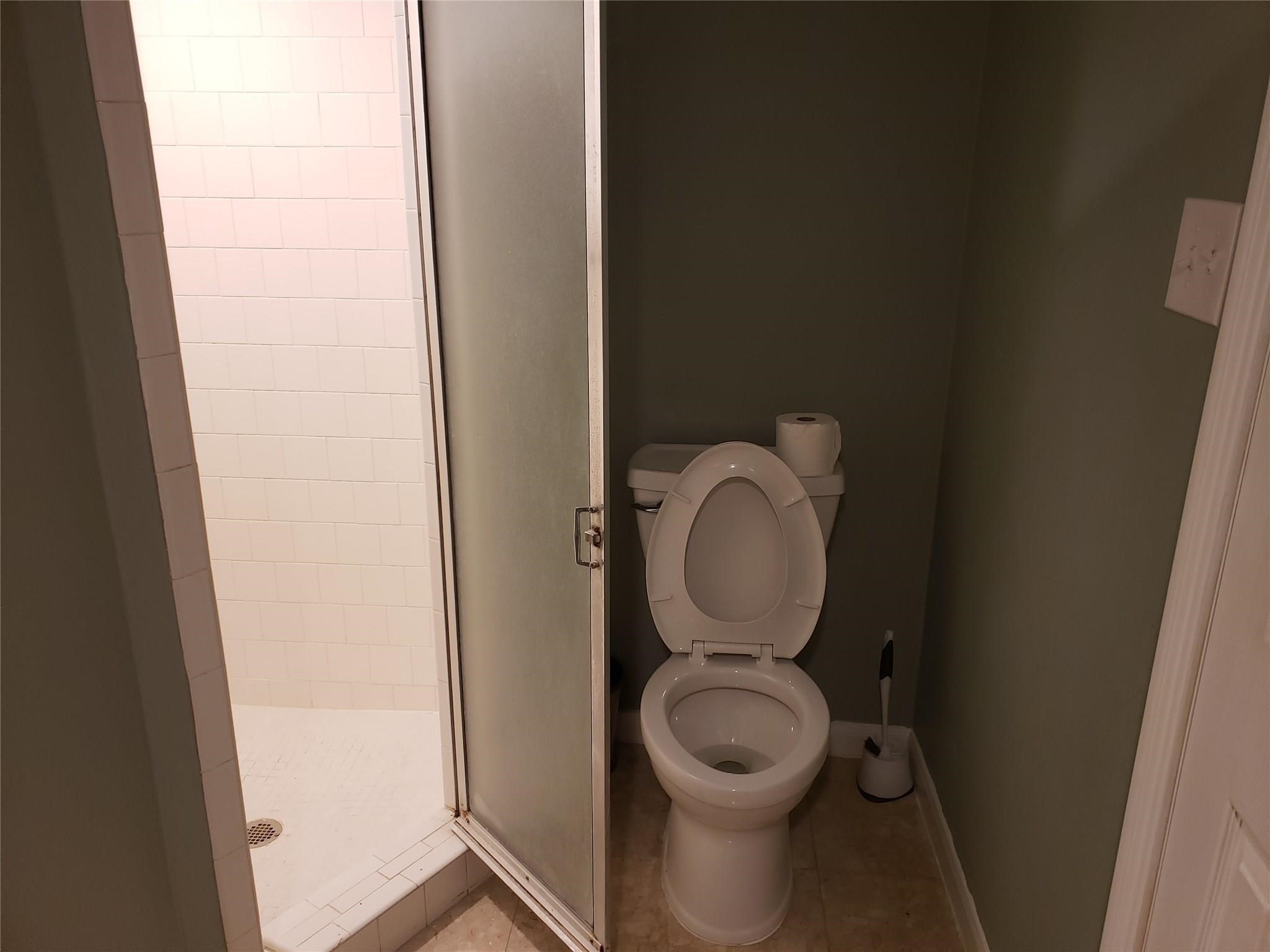 403 Anita Street 10 Property Photo 3