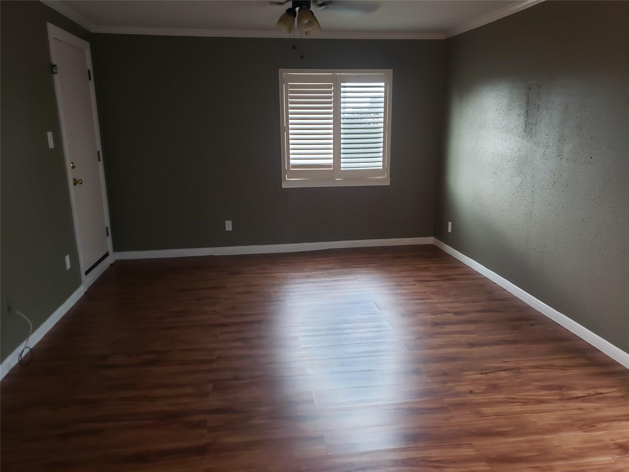 403 Anita Street 10 Property Photo 7