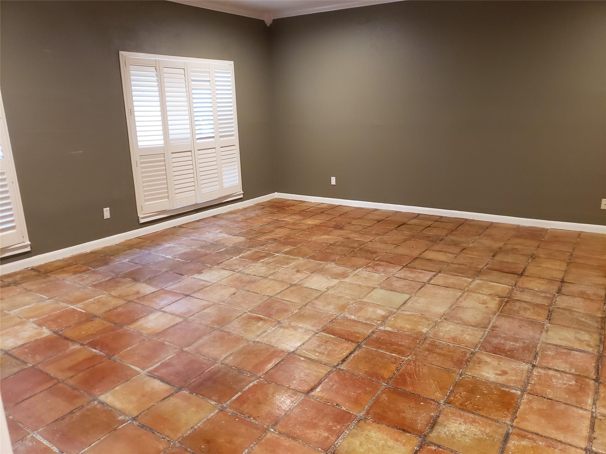 403 Anita Street 10 Property Photo 12