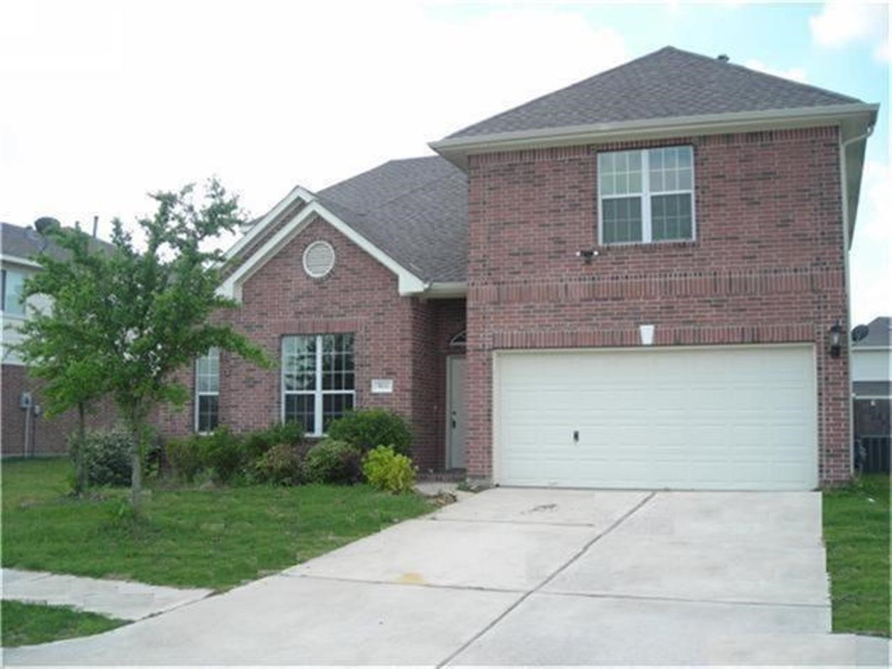 5111 Manorfield Drive Property Photo 1