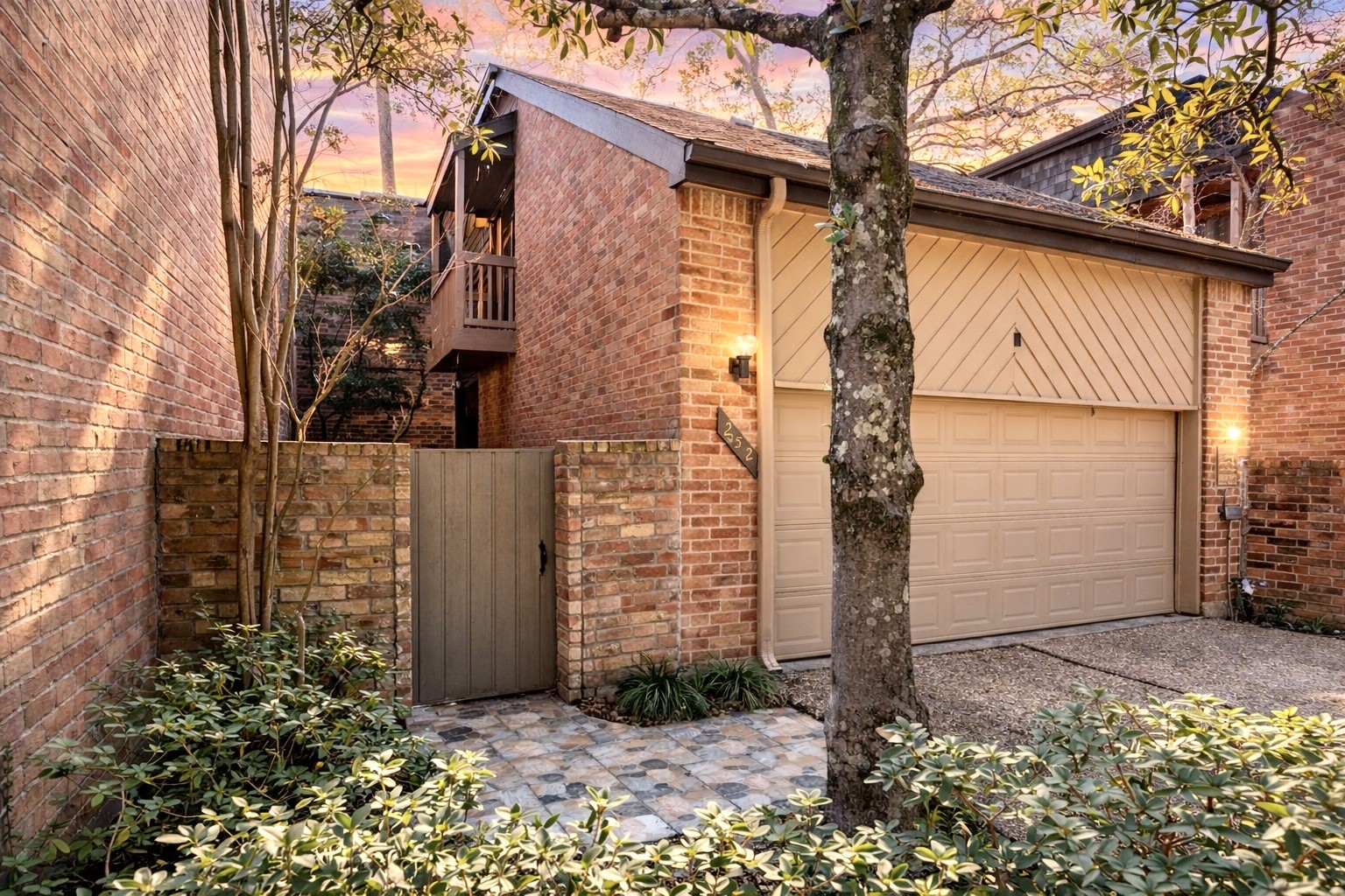 252 Sugarberry Circle Property Photo 1