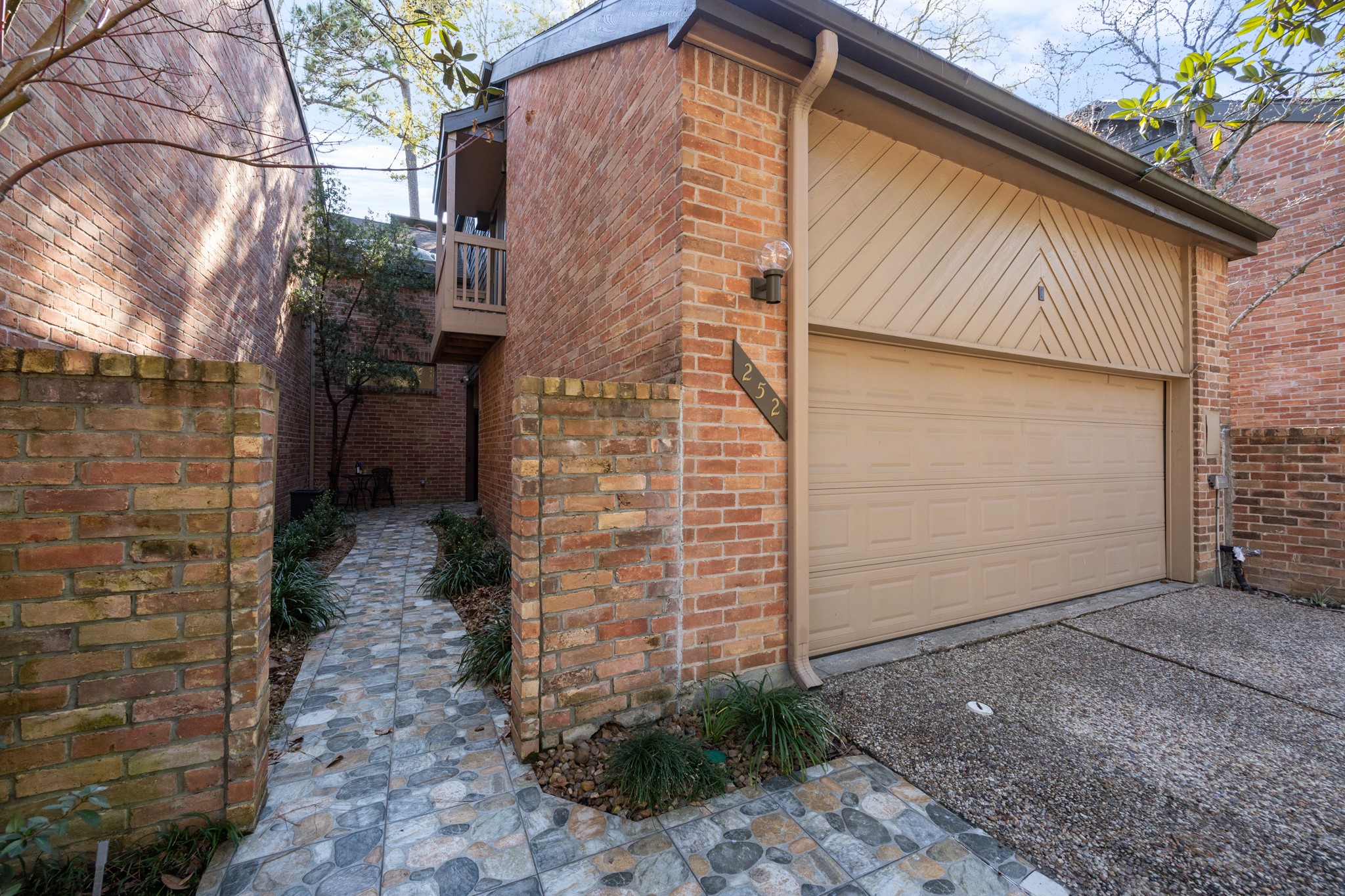 252 Sugarberry Circle Property Photo 4