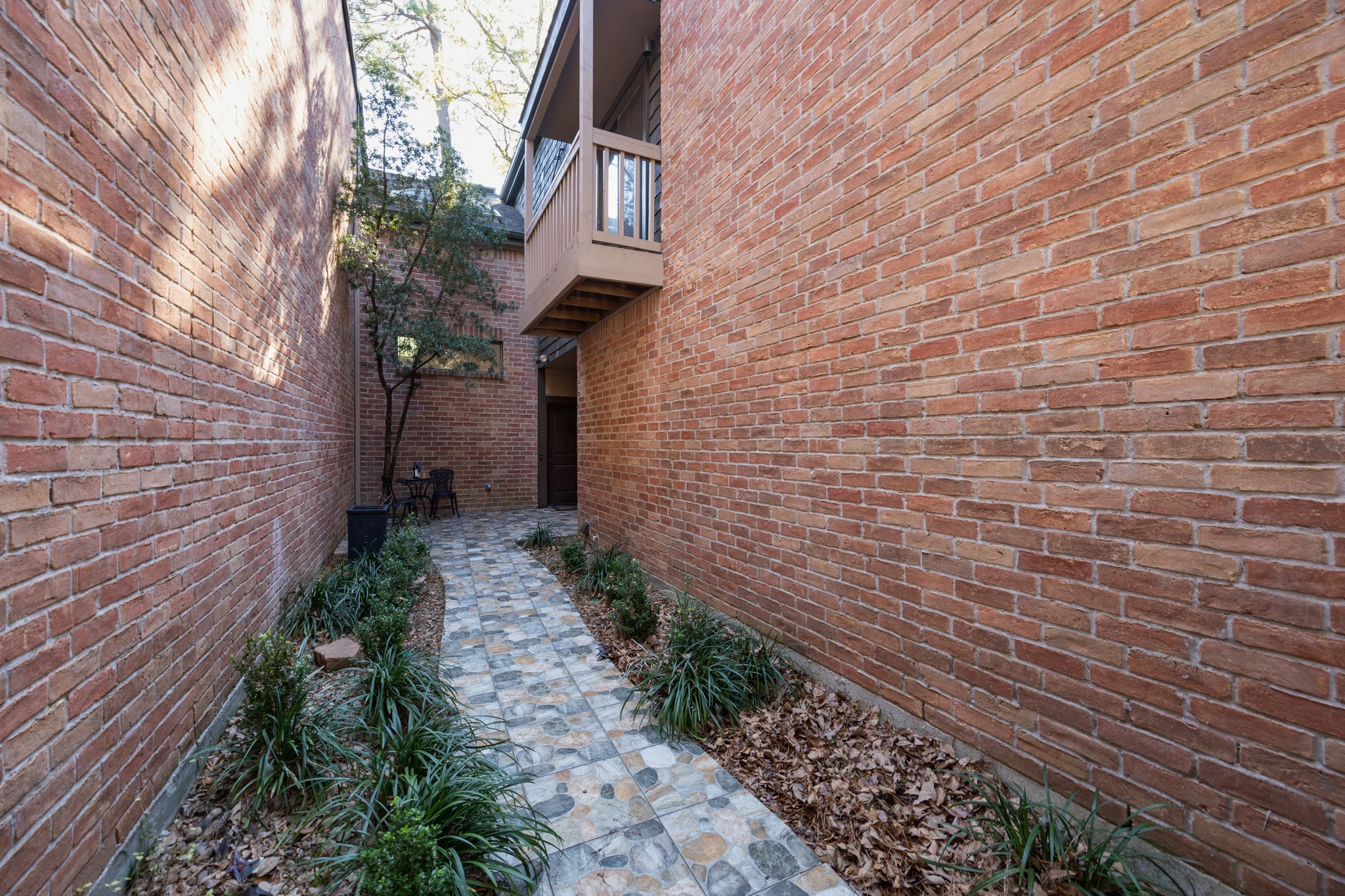 252 Sugarberry Circle Property Photo 5