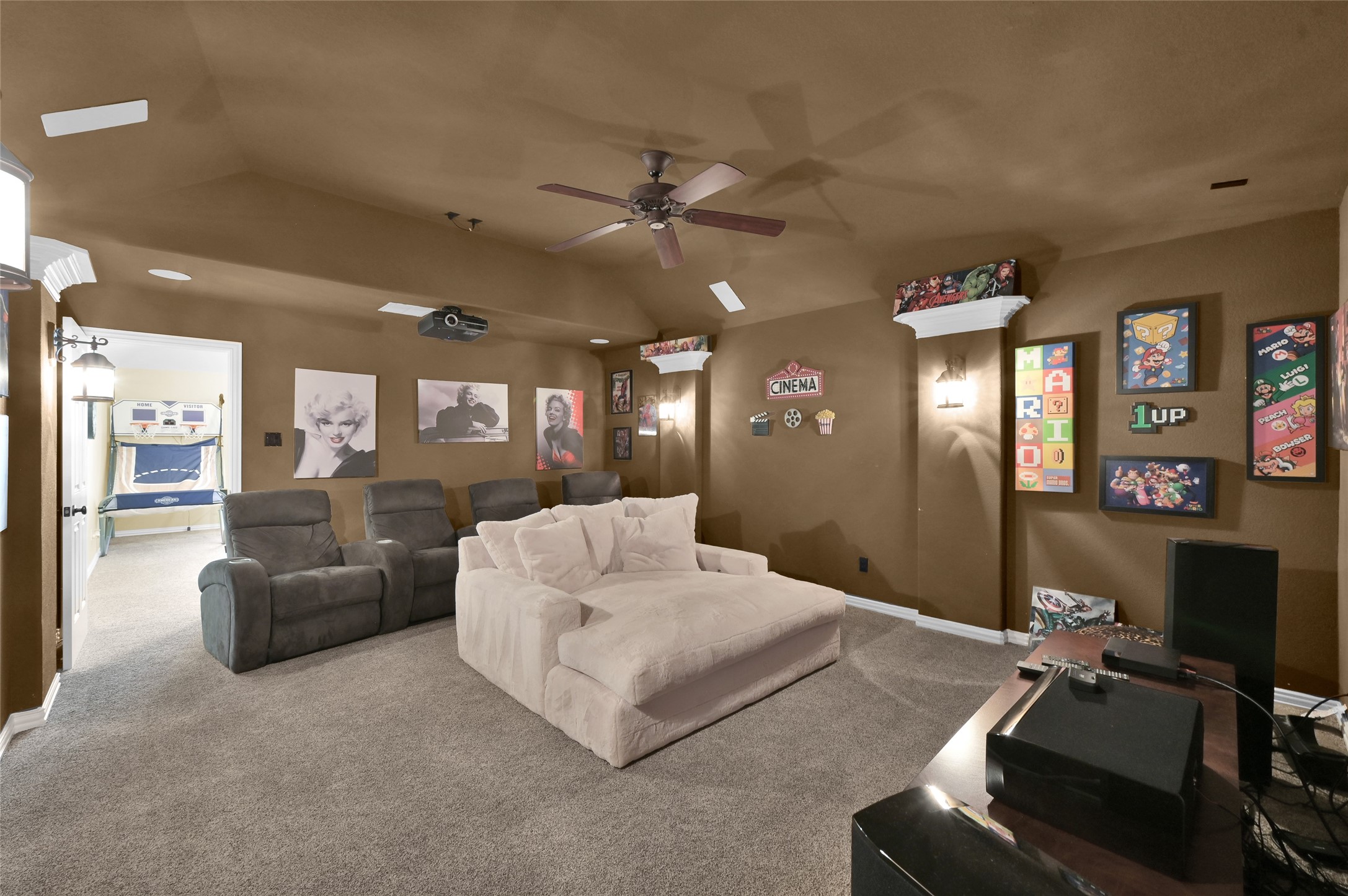 95 S Shimmering Aspen Circle Property Photo 34