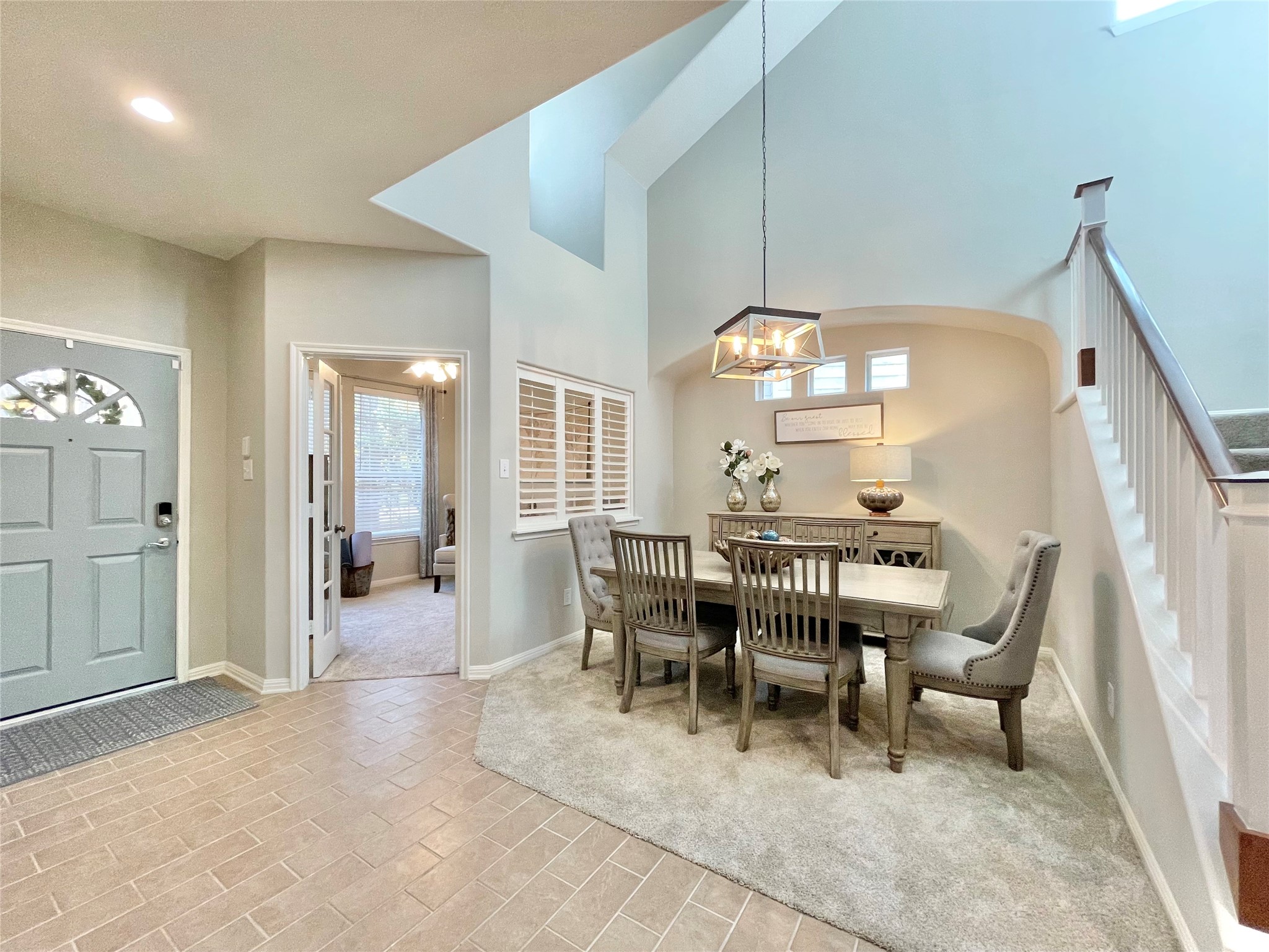 46 Flickering Sun Court Property Photo 8