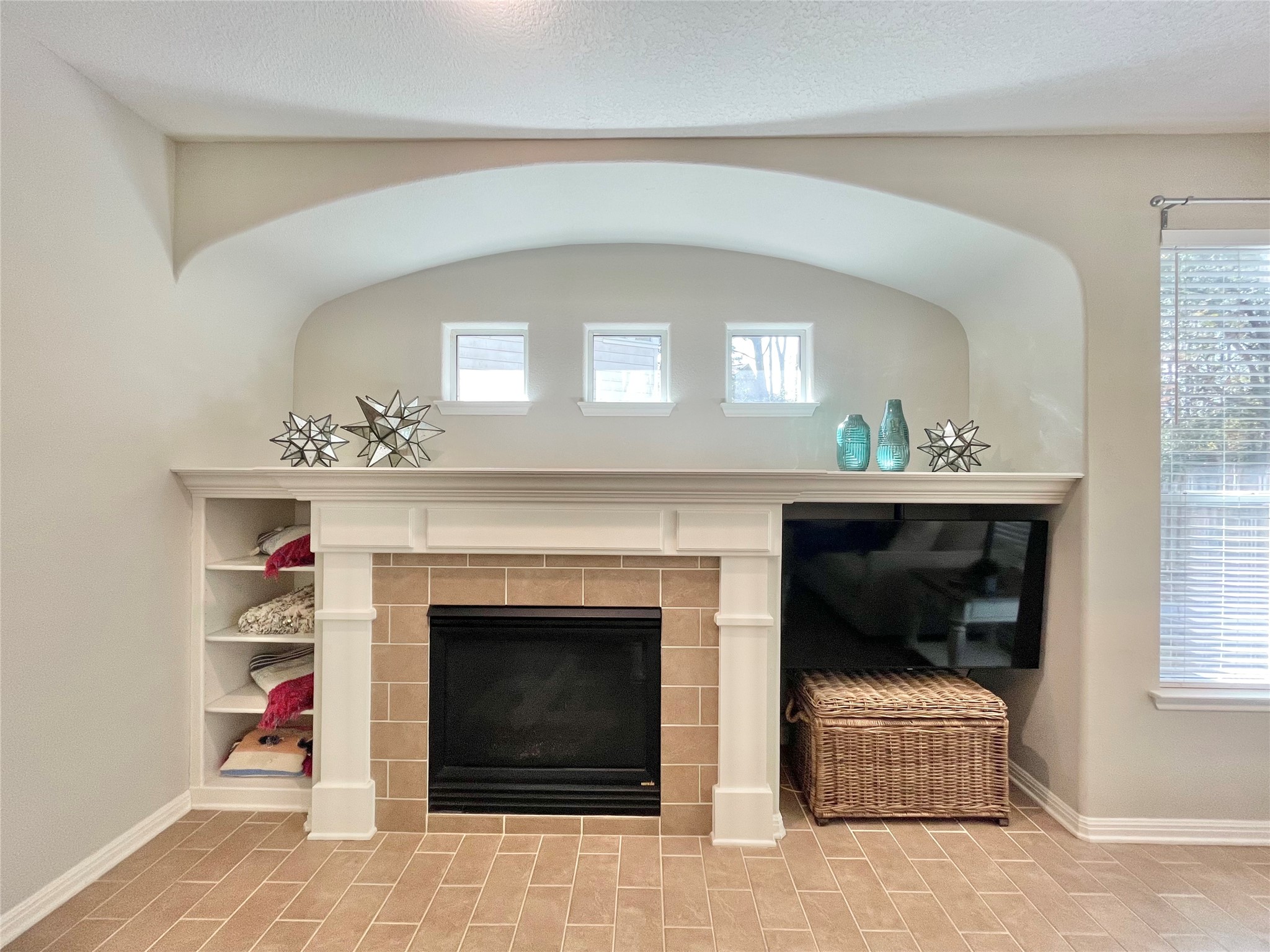 46 Flickering Sun Court Property Photo 15