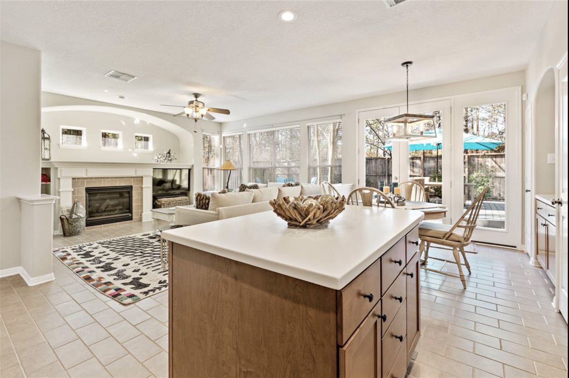 46 Flickering Sun Court Property Photo 18