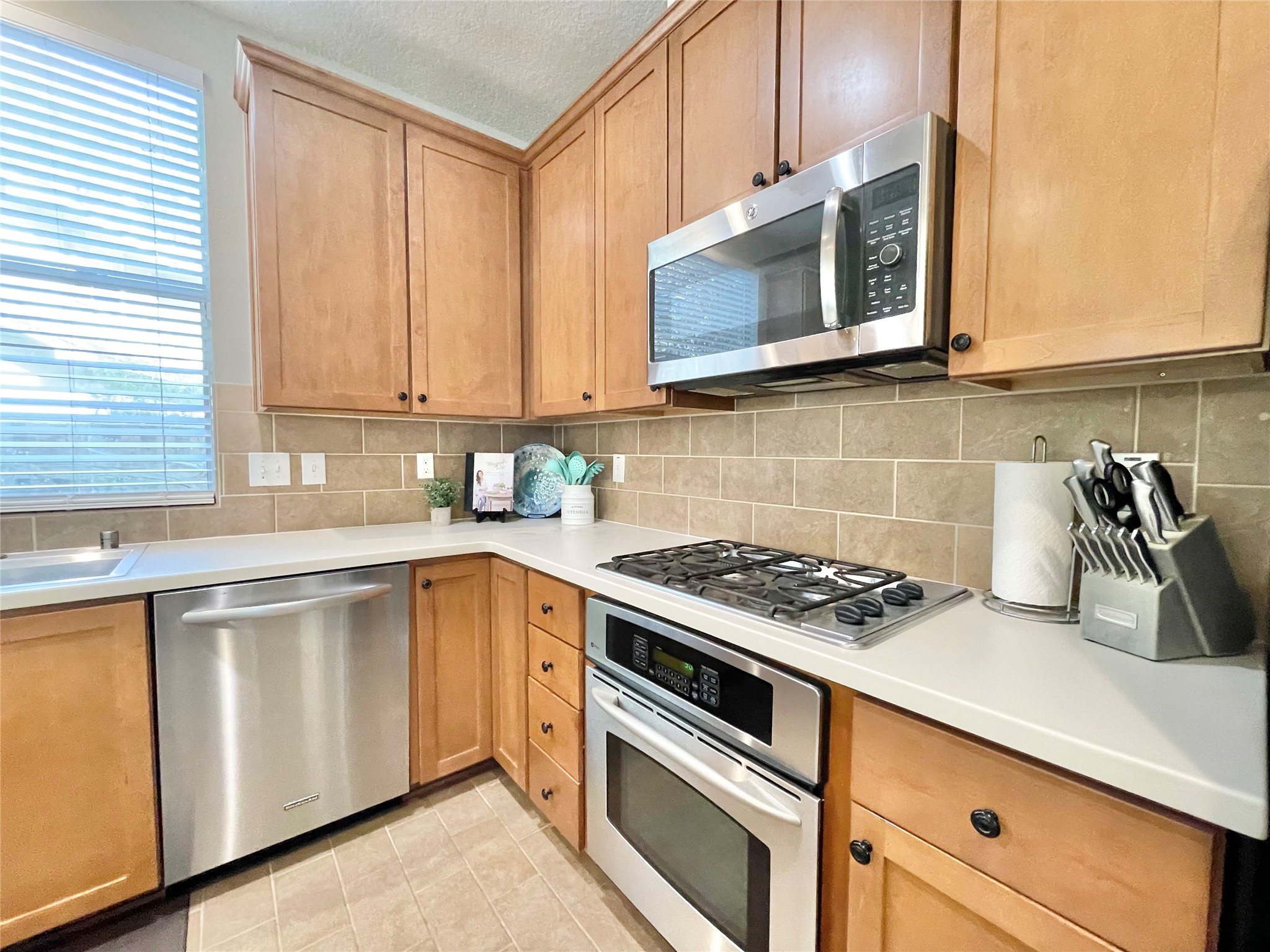 46 Flickering Sun Court Property Photo 23