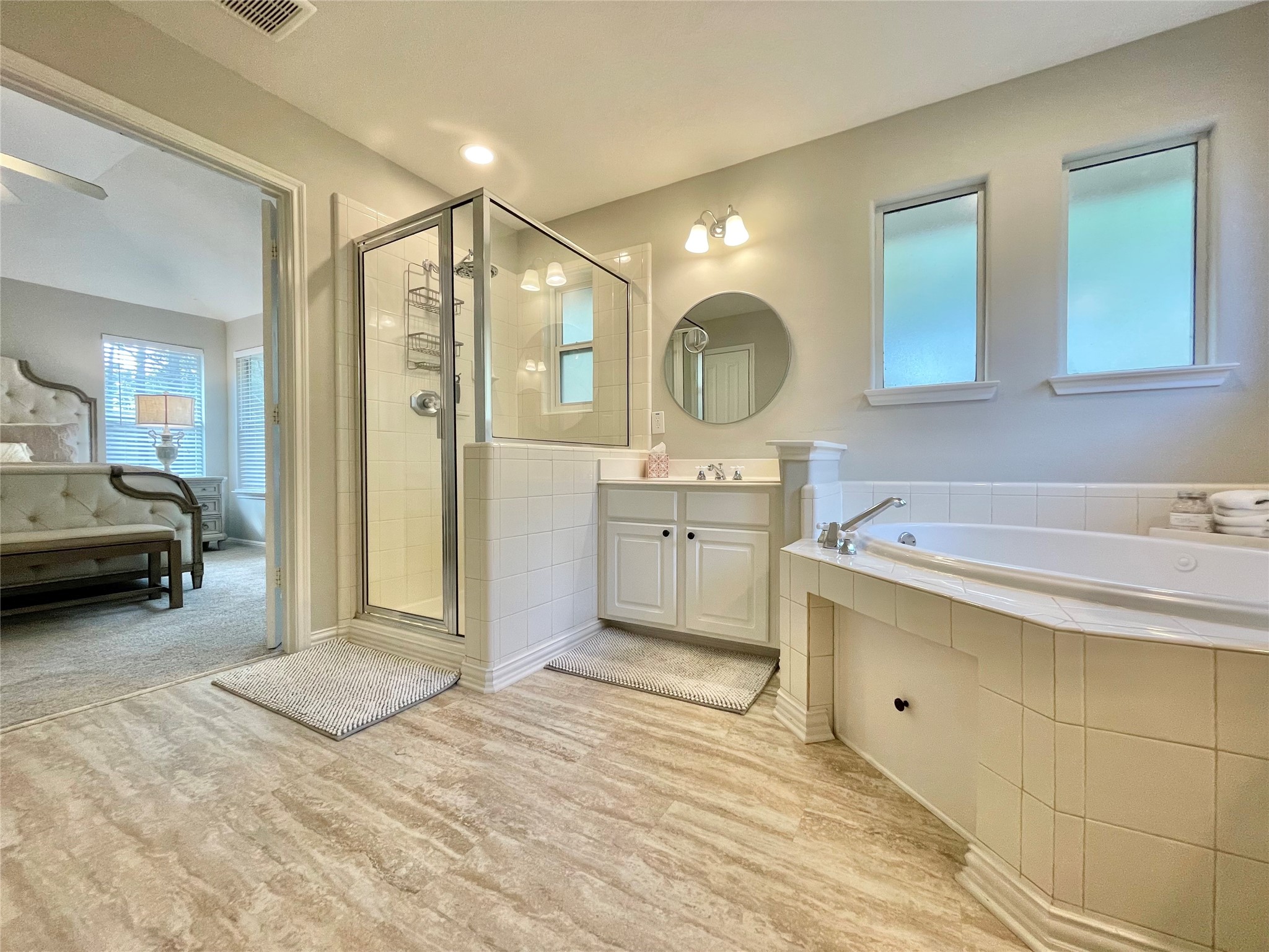 46 Flickering Sun Court Property Photo 35