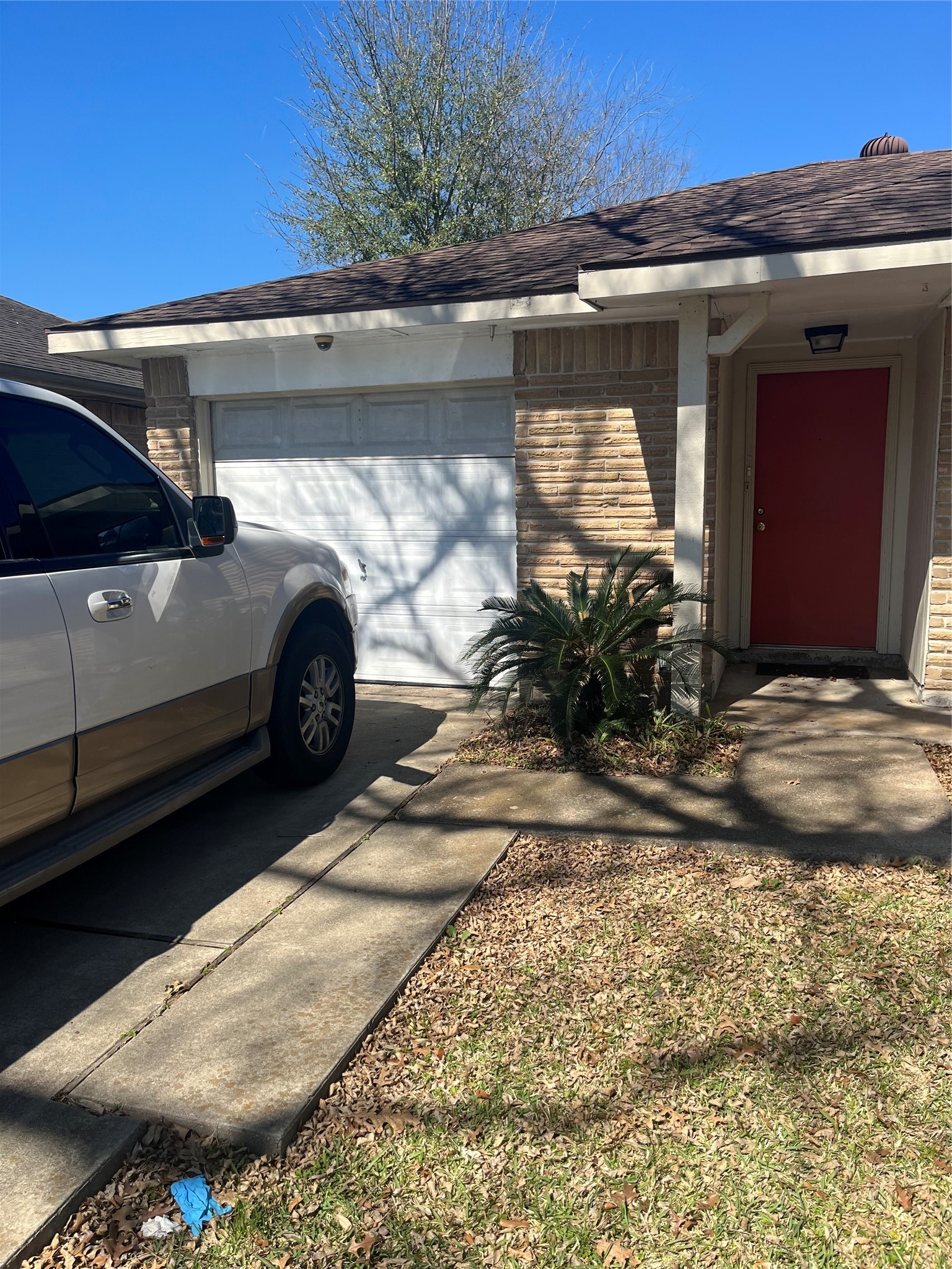 10822 Langdon Lane Property Photo 3