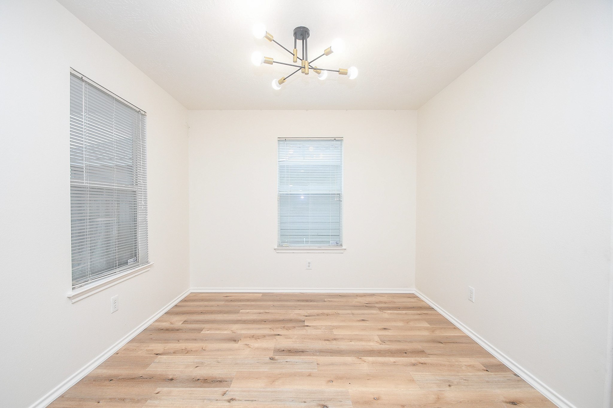 5443 Cilantro Lane Property Photo 6