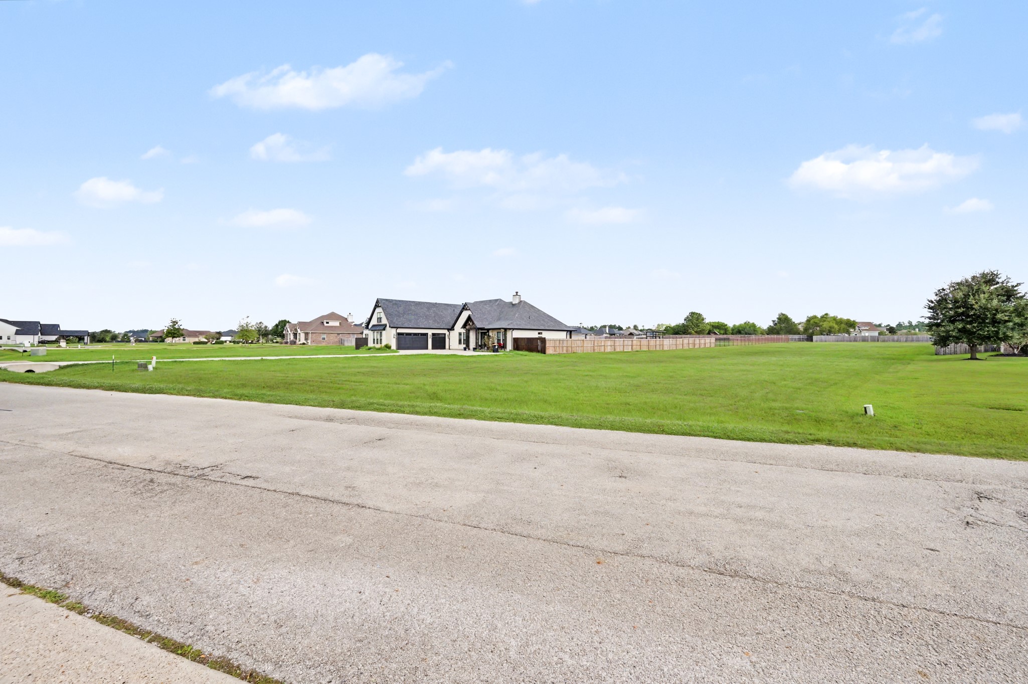 11674 Grandview Drive Property Photo 8