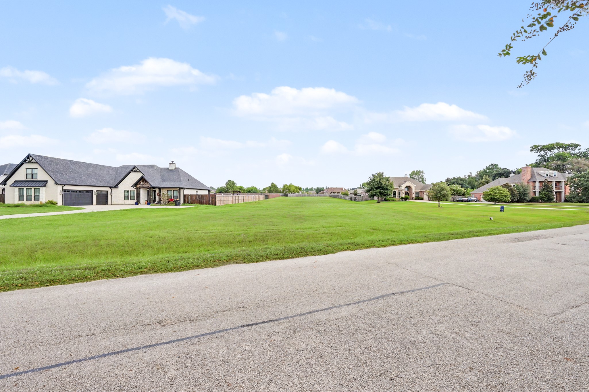 11674 Grandview Drive Property Photo 9