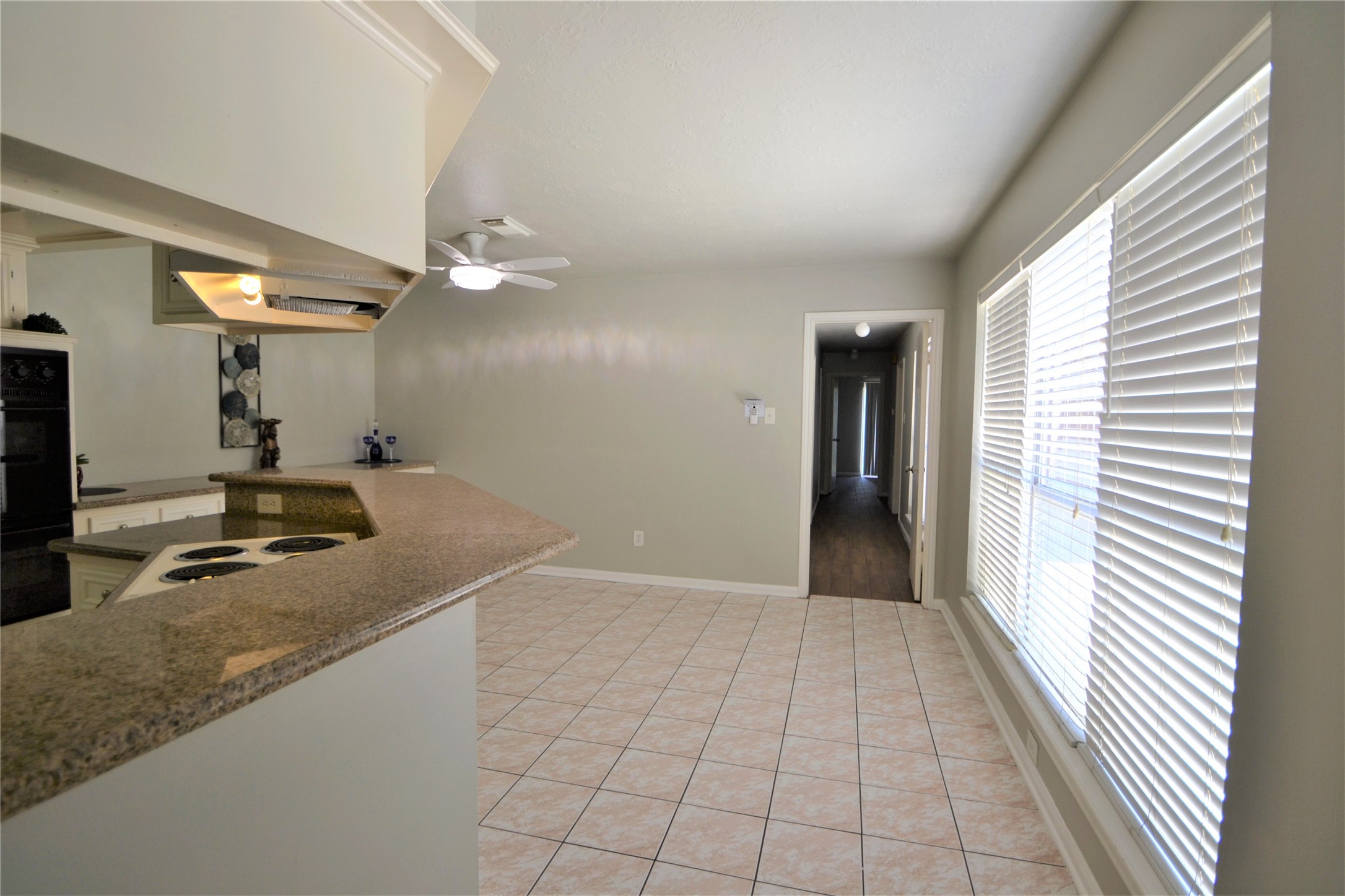 15927 Tumbling Rapids Drive Property Photo 23