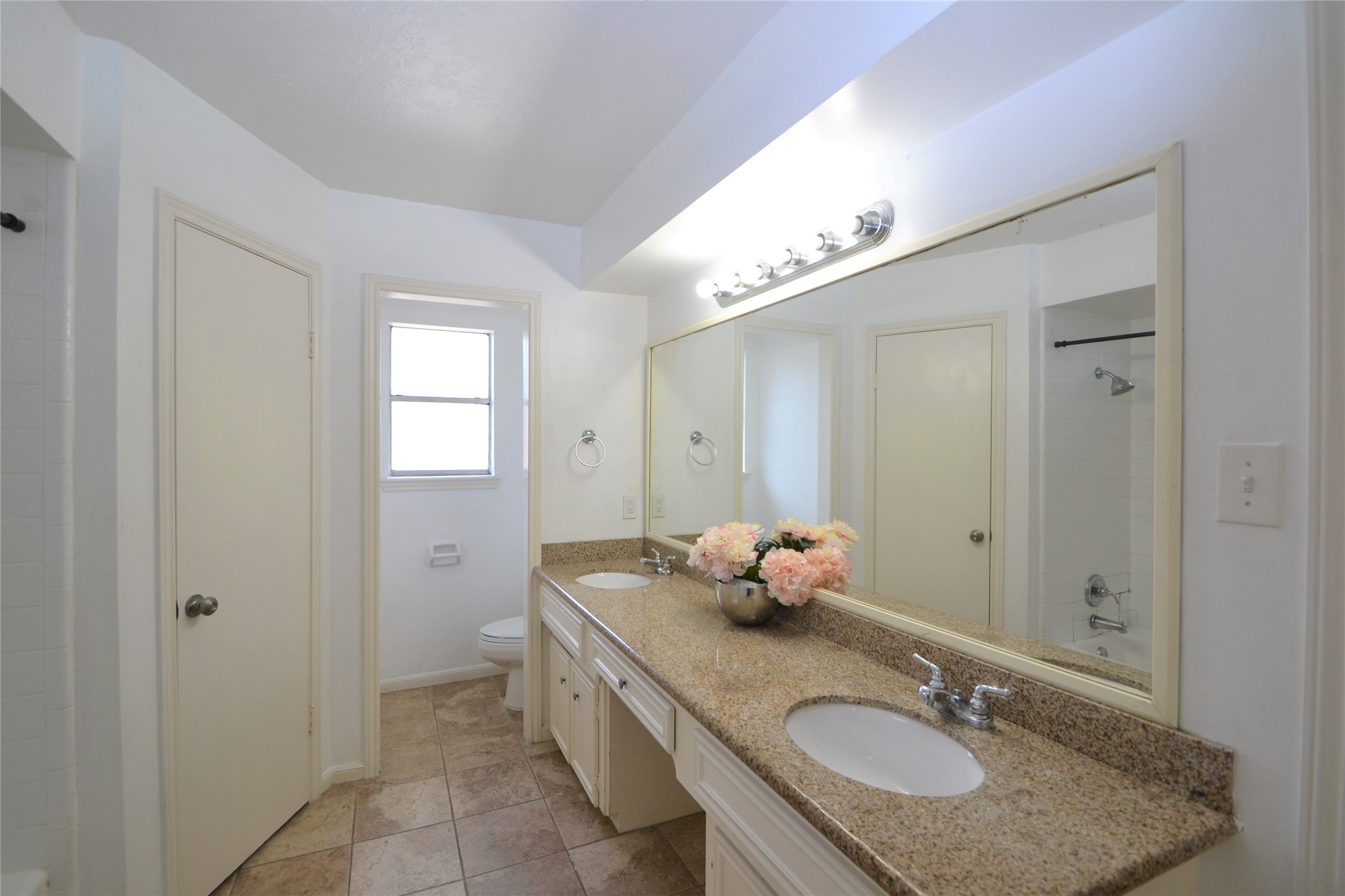 15927 Tumbling Rapids Drive Property Photo 34