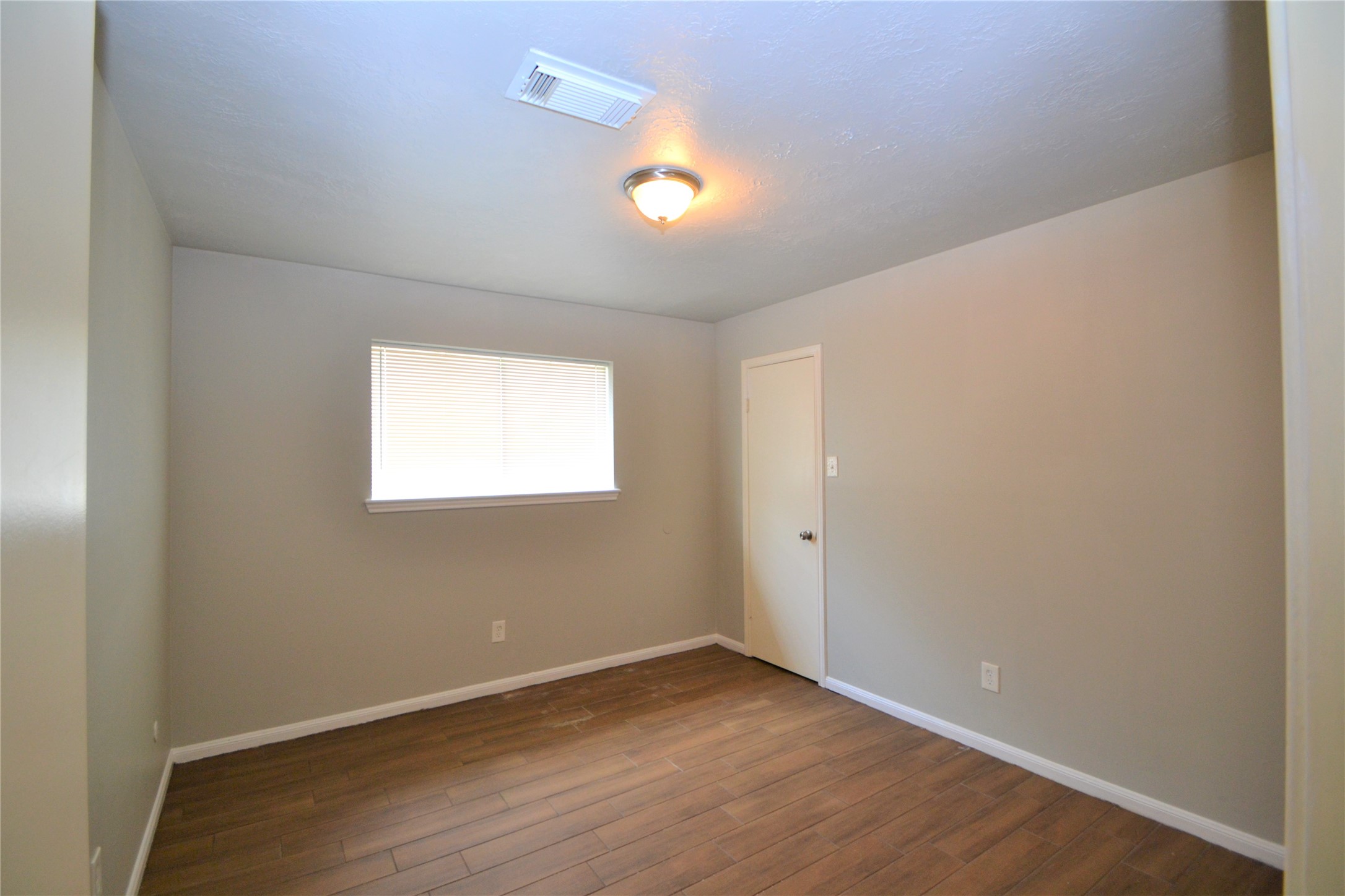15927 Tumbling Rapids Drive Property Photo 37