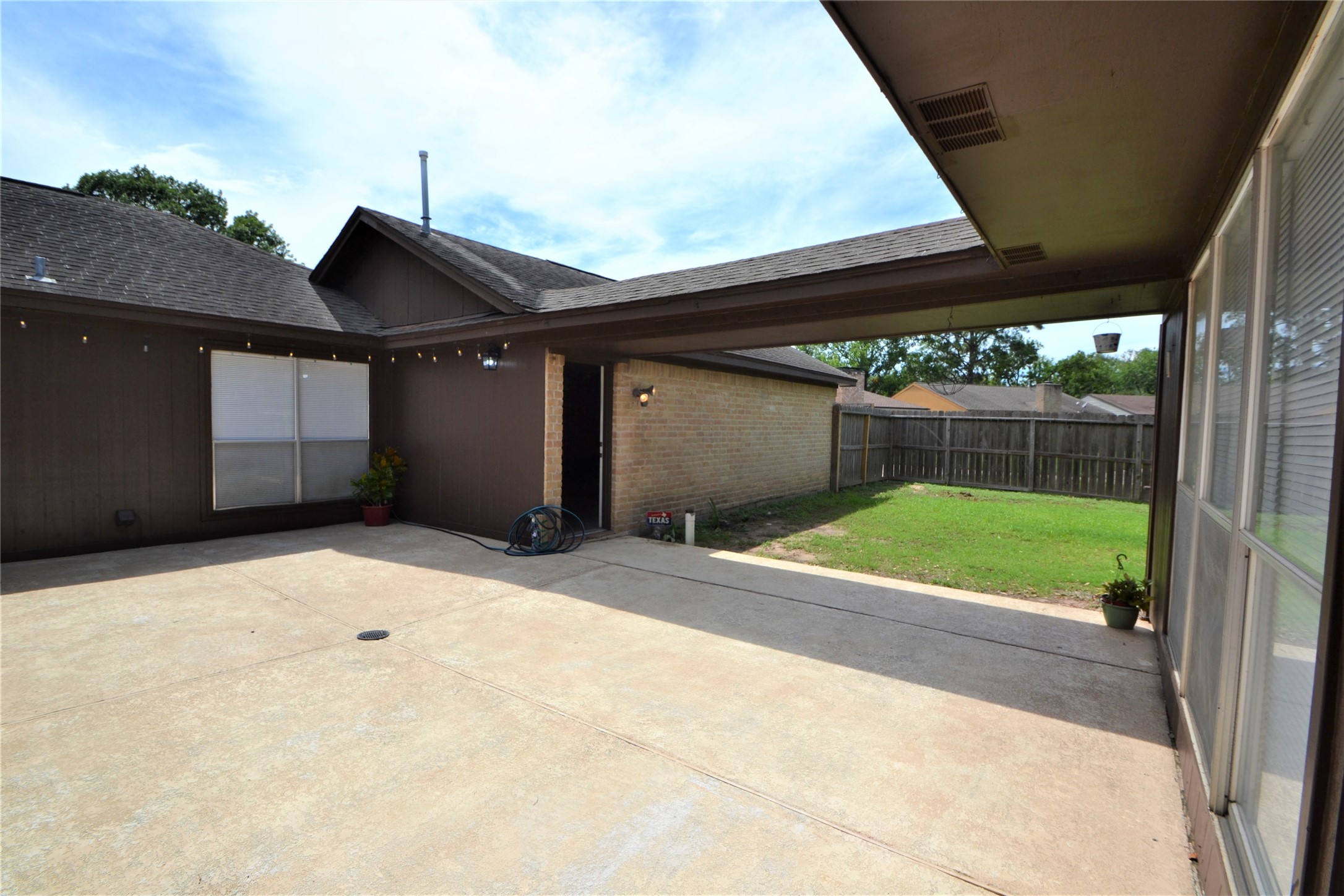 15927 Tumbling Rapids Drive Property Photo 40
