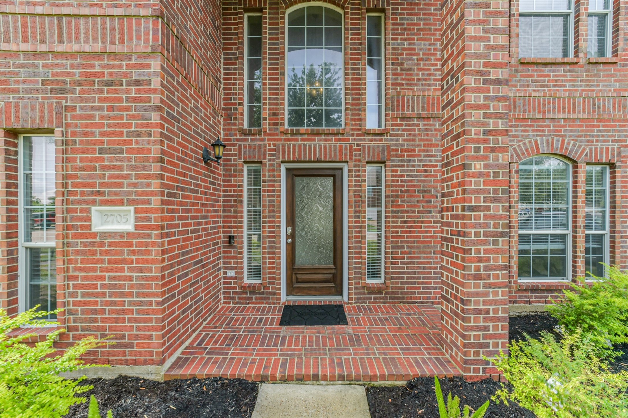 2705 Haleys Comet Court Property Photo 4