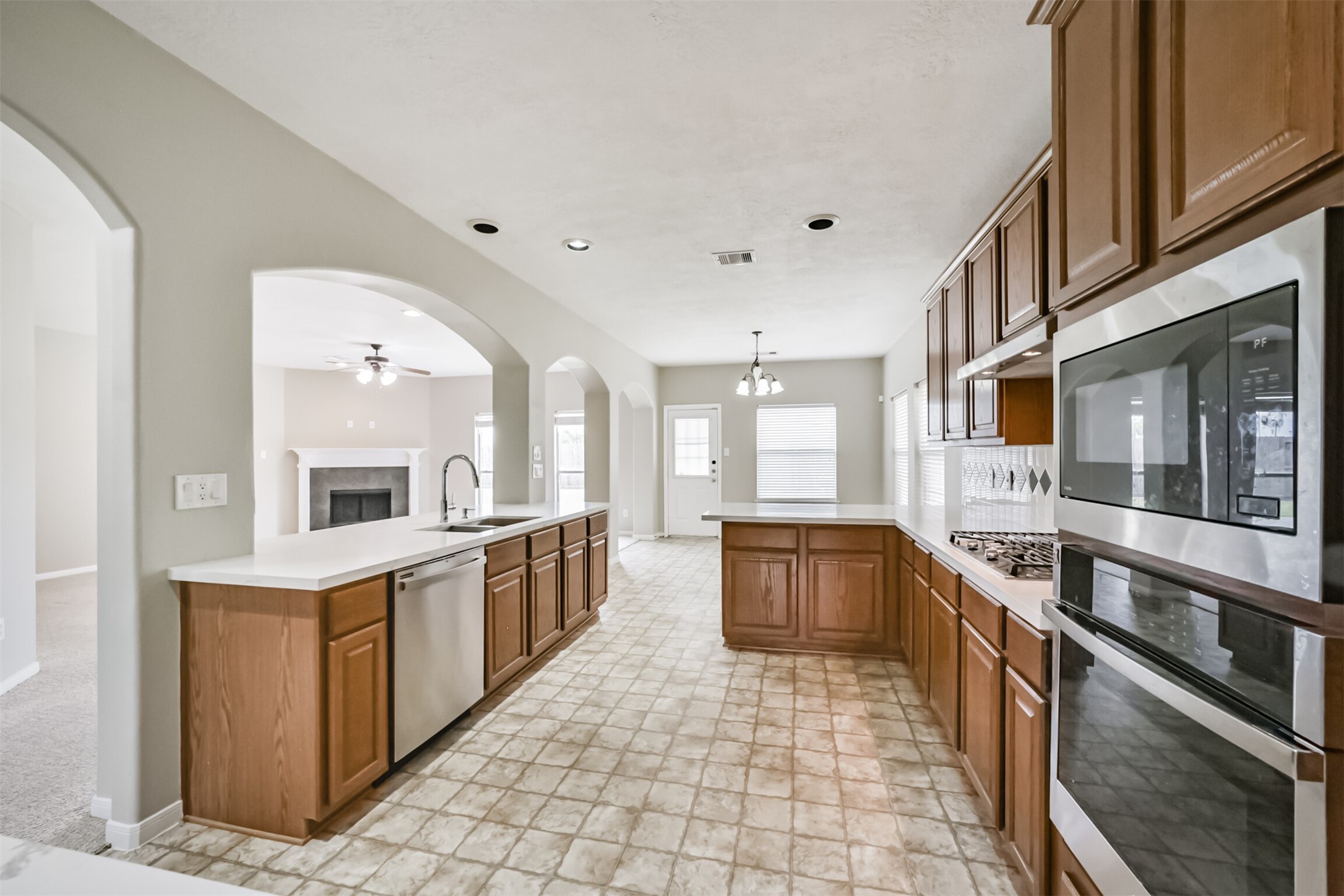 2705 Haleys Comet Court Property Photo 14