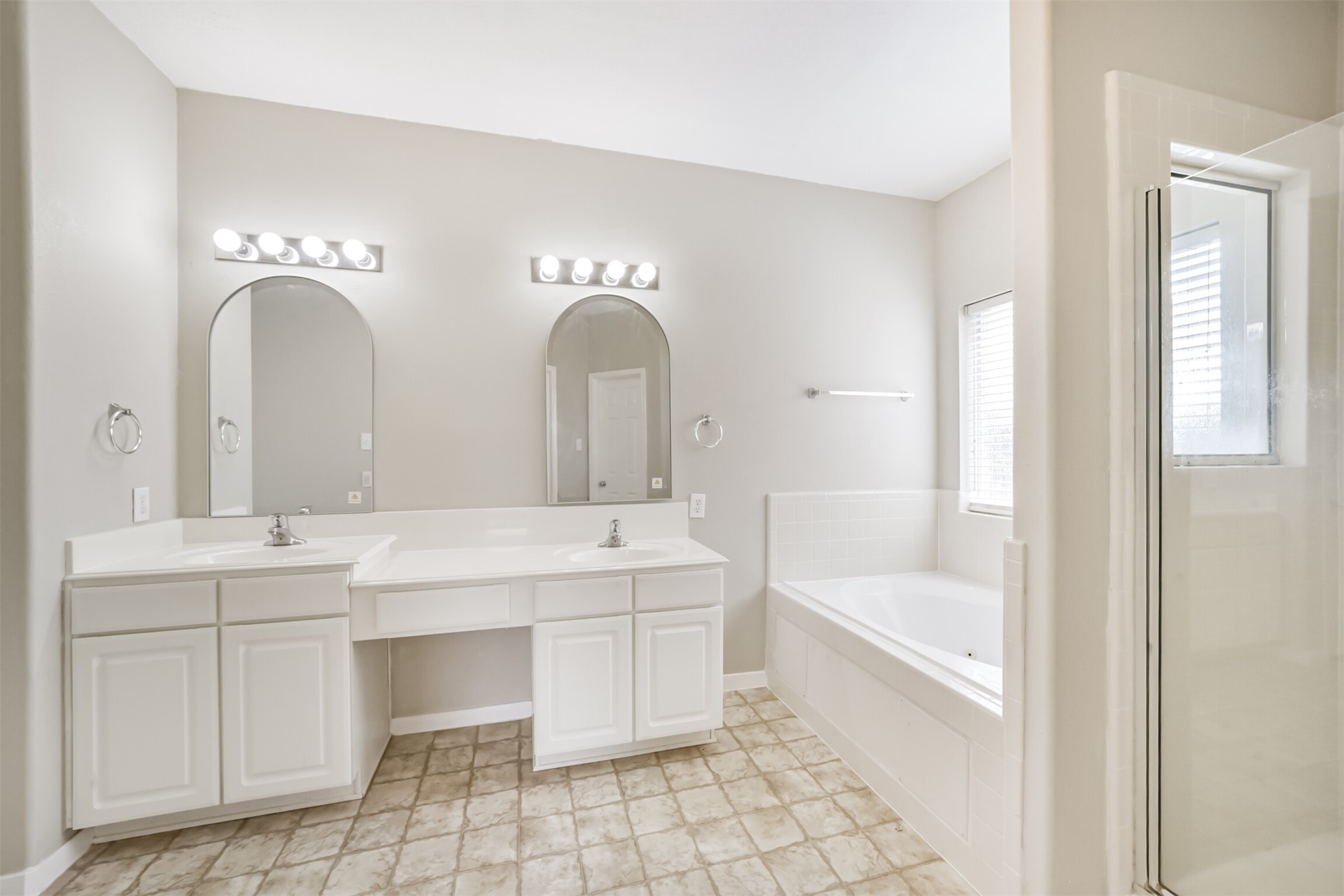 2705 Haleys Comet Court Property Photo 26